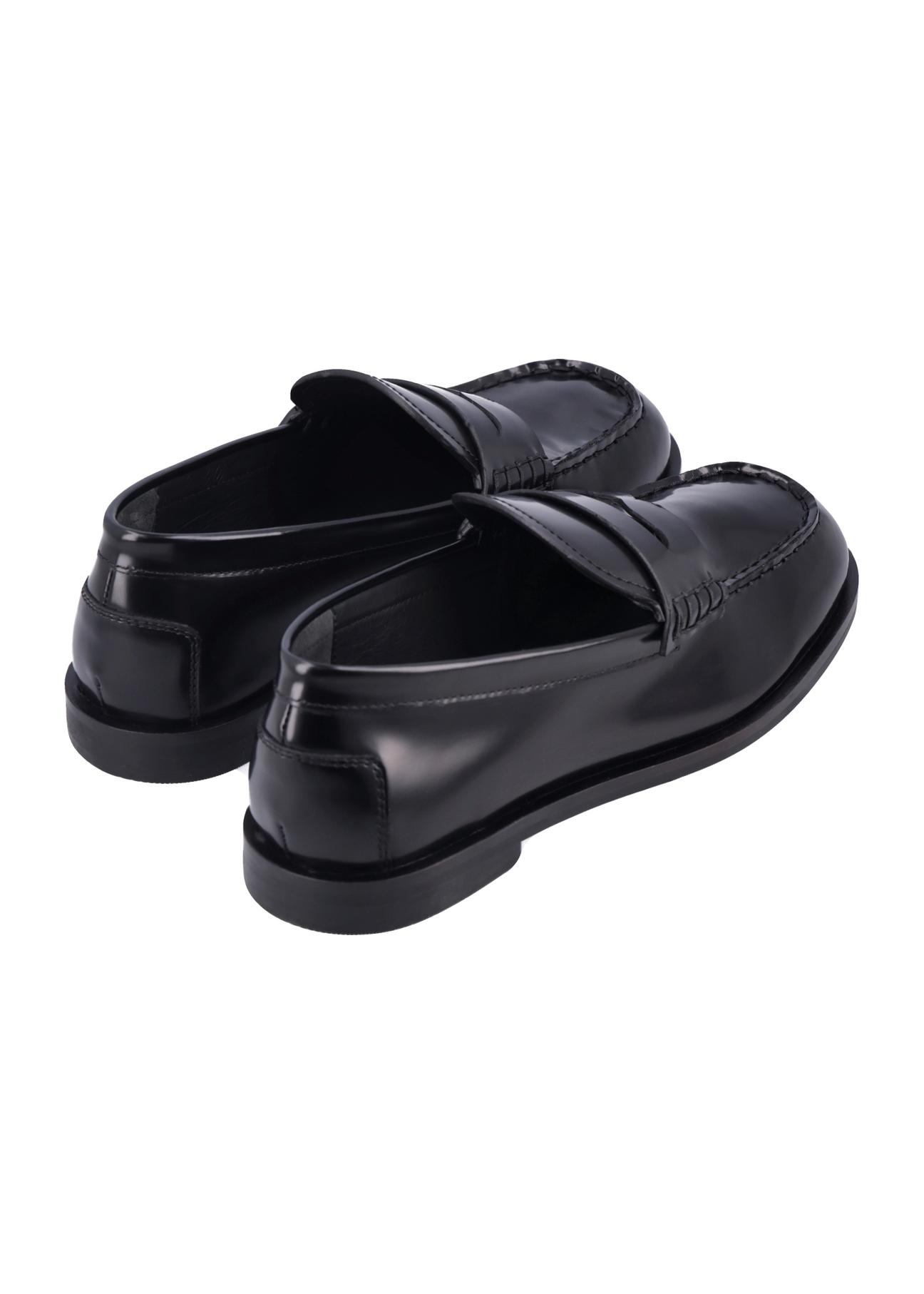 Women's leather moccasins in black BUTYD-1355-9F(Z26), product view from the back on a white background.