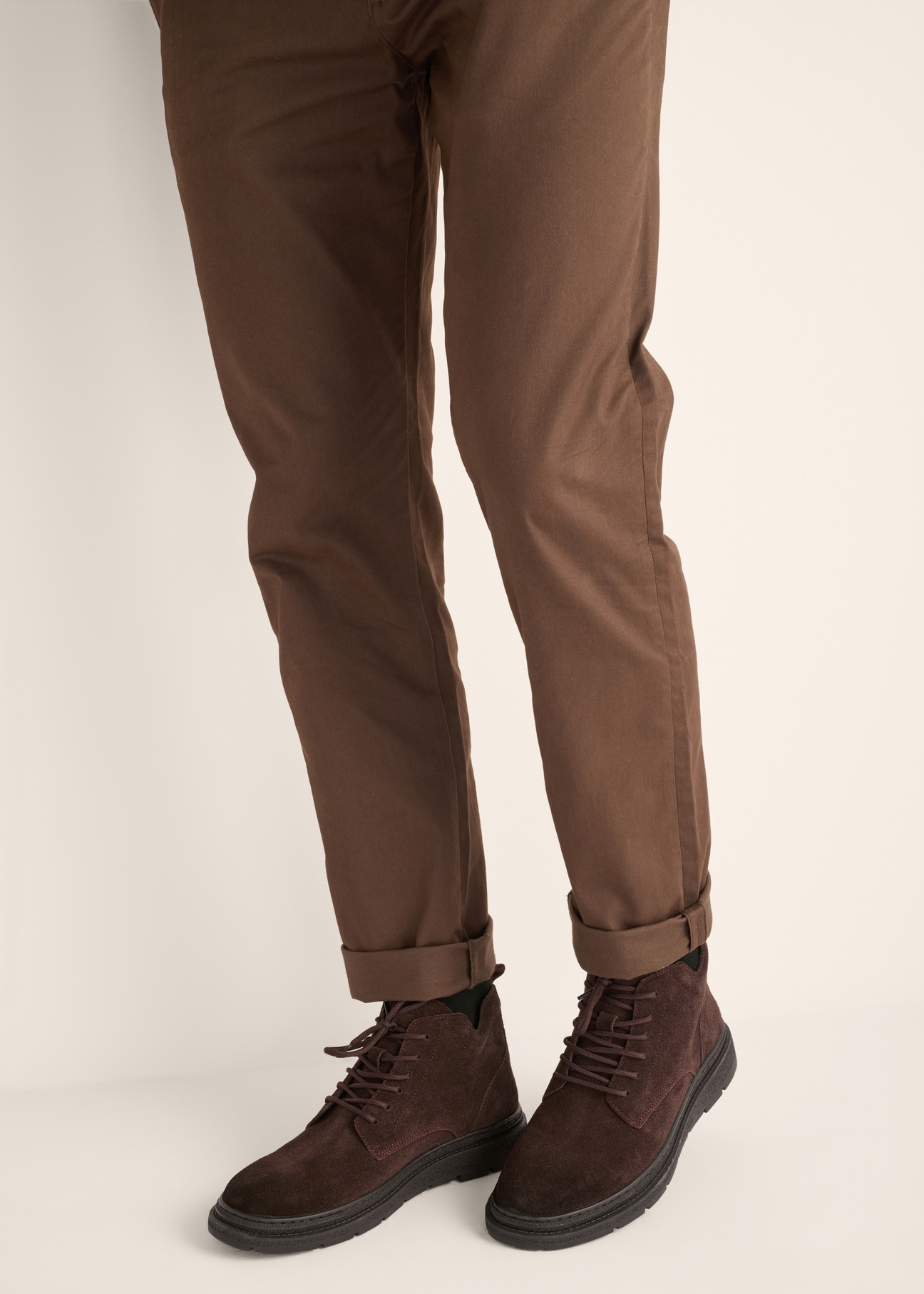 Men's suede ankle boots in dark brown BUTYM-0575-1I(Z26)