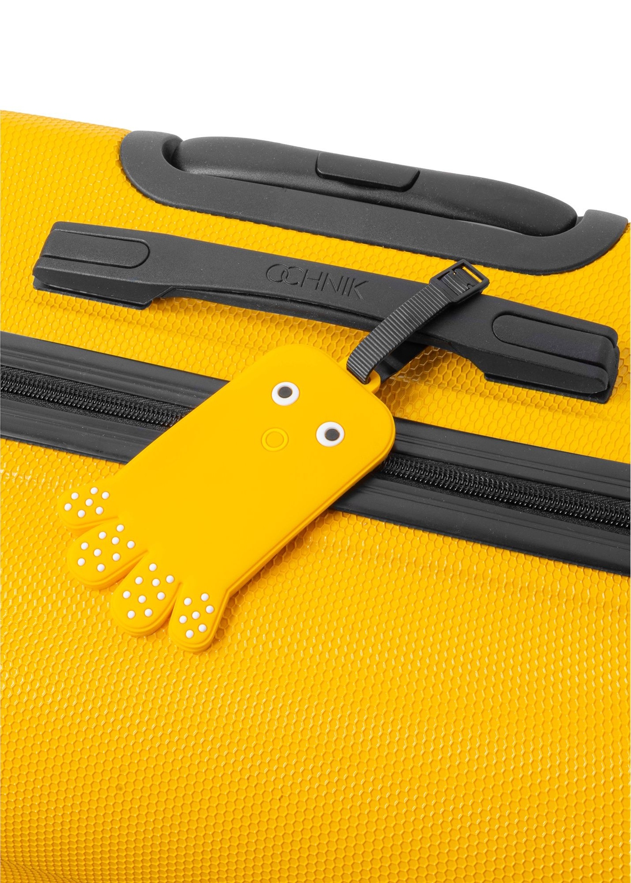 Luggage tag AW-012-0004-2B(W26), product view on a suitcase on a white background.