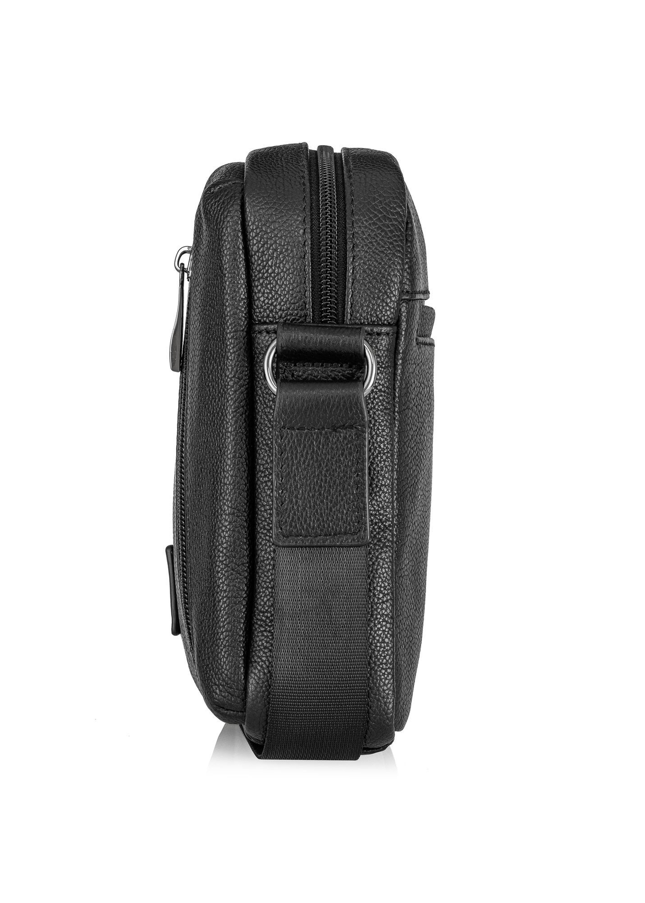 Black leather men's pouch TORMS-0439B-99(Z25) - side view of the product on a white background.