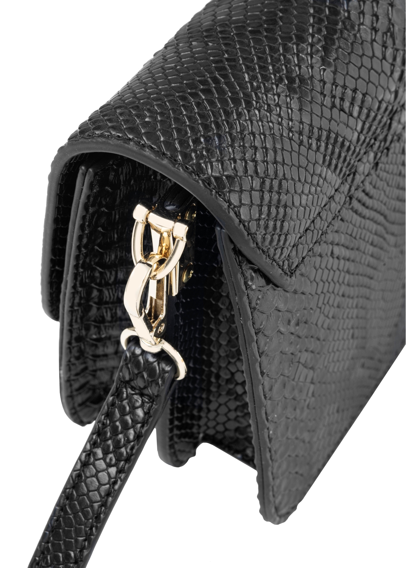 Black women's shoulder bag TOREC-1081-98(Z25), visible close-up of a product detail, photo on a white background.
