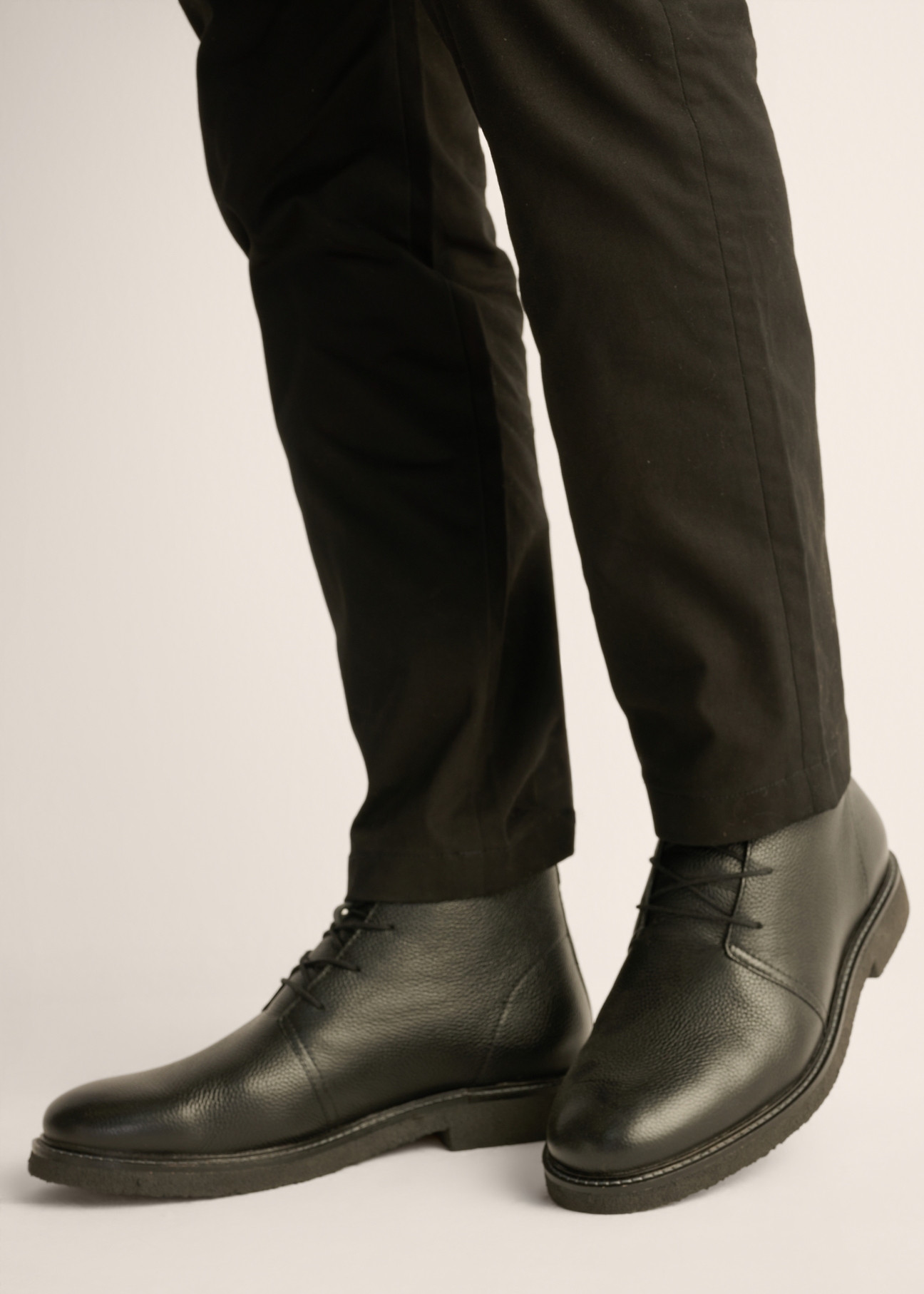 Men's black leather ankle boots BUTYM-0545-99(Z26)