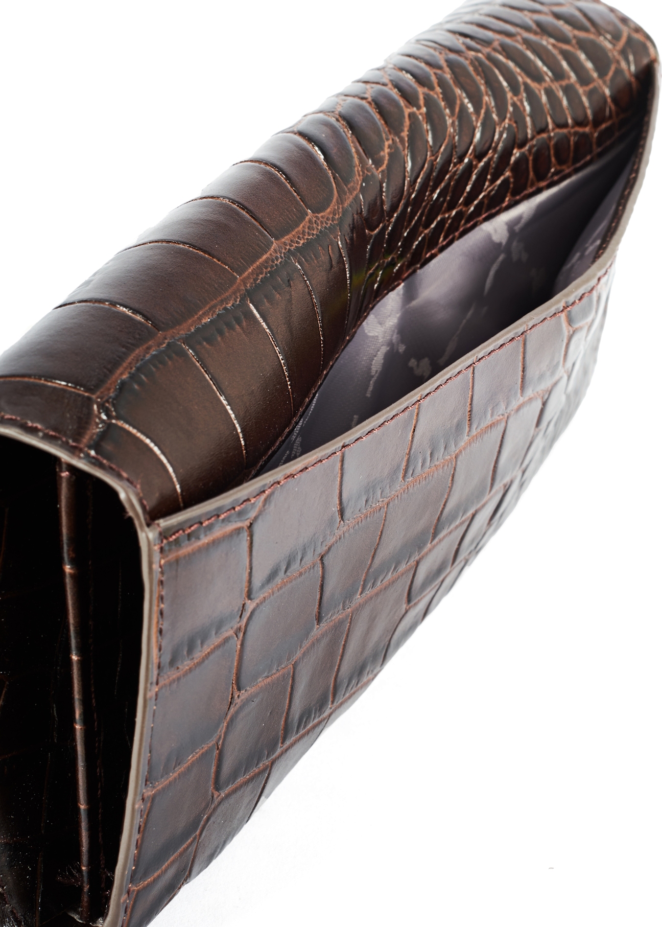 Brown women's croco wallet PORES-0954-89(W25) - close-up of detail on white background.