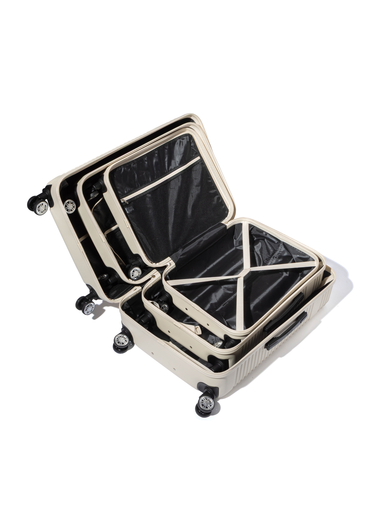 Set of suitcases on wheels 19'/24'/28' WALAB-0040-0C(W26)