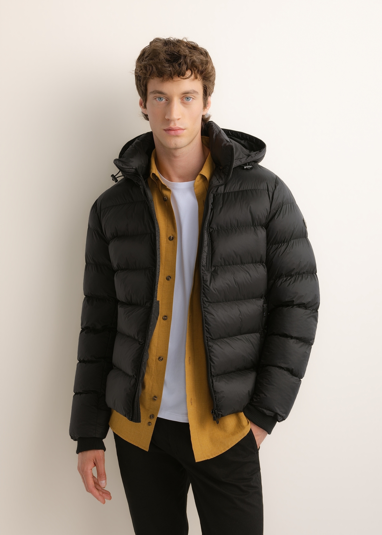 Men's winter jacket in black KURMT-0422-99(Z26)