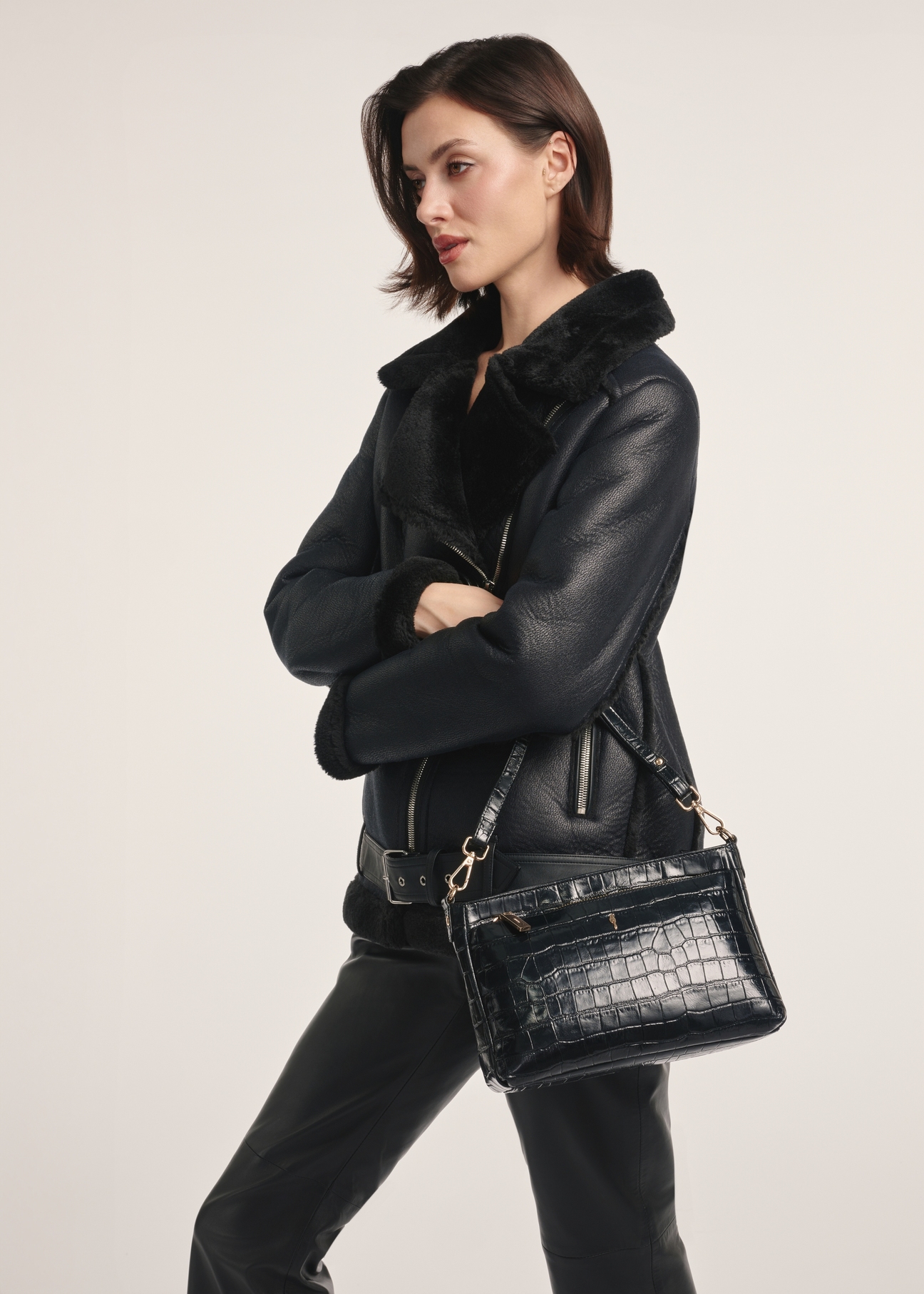 Leather women's messenger bag TORES-0940E-99(Z25)