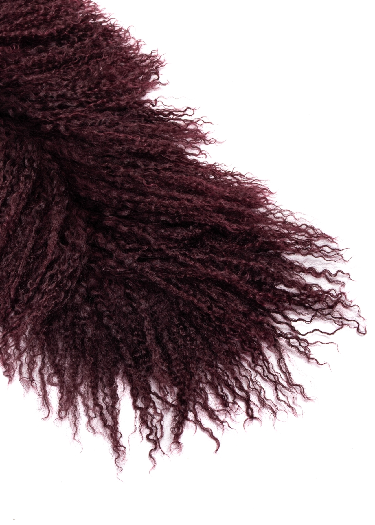 Burgundy scarf made of natural fur SZADF-0034-4D(Z26), close-up of the product detail on a white background.
