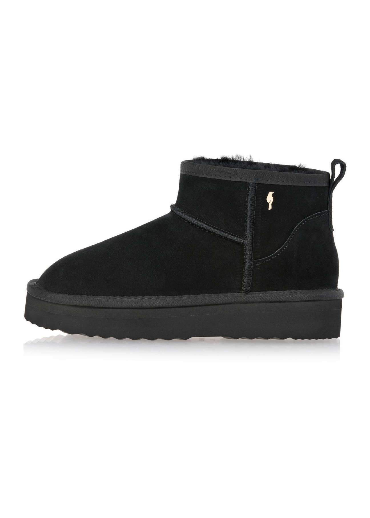 Black short women's snow boots BUTYD-1138-9E(Z26), side view of the product on a white background.