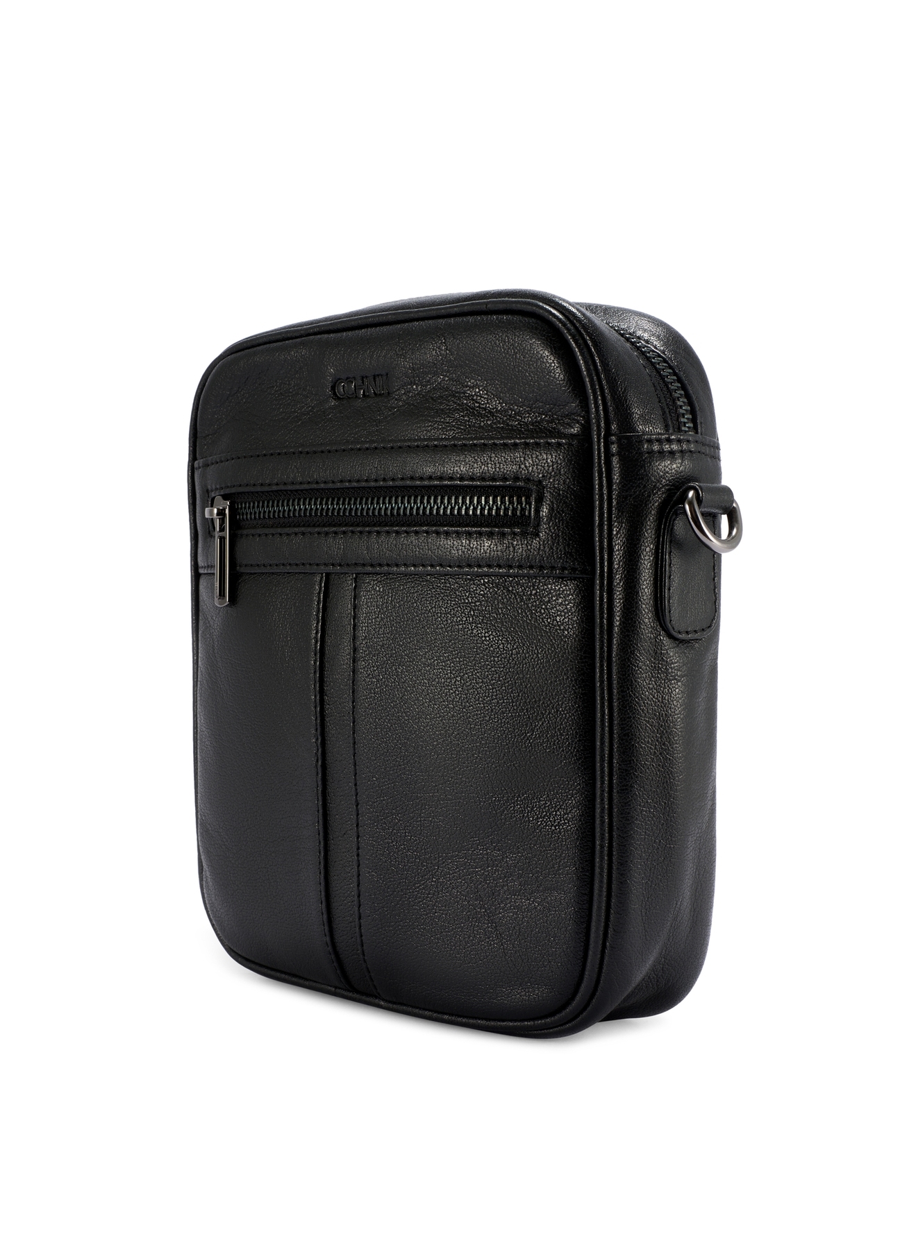 Black leather men's bag TORMS-0491-99(W26), diagonal product view on white background.