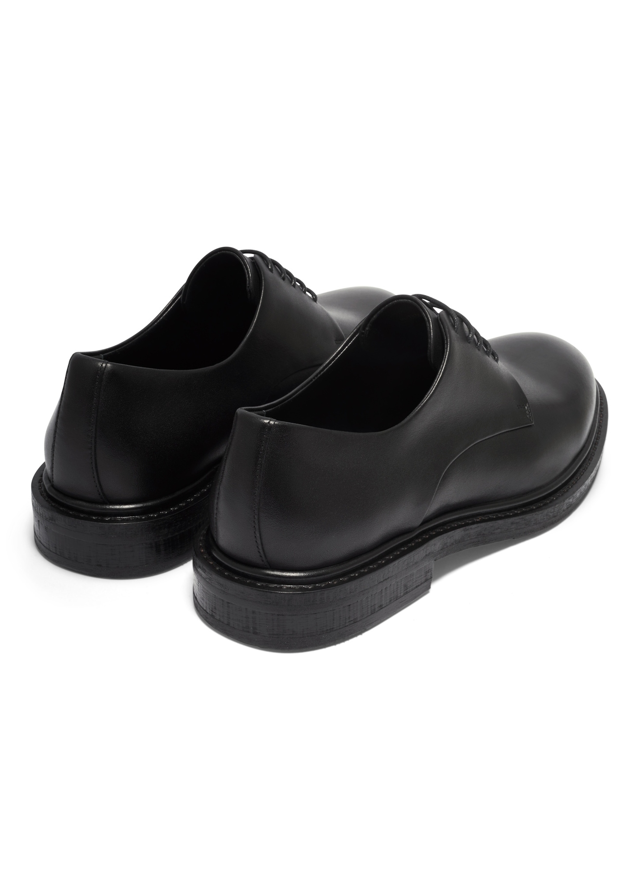 Black leather men's shoes BUTYM-0553-99(Z26), product view from the back on a white background.