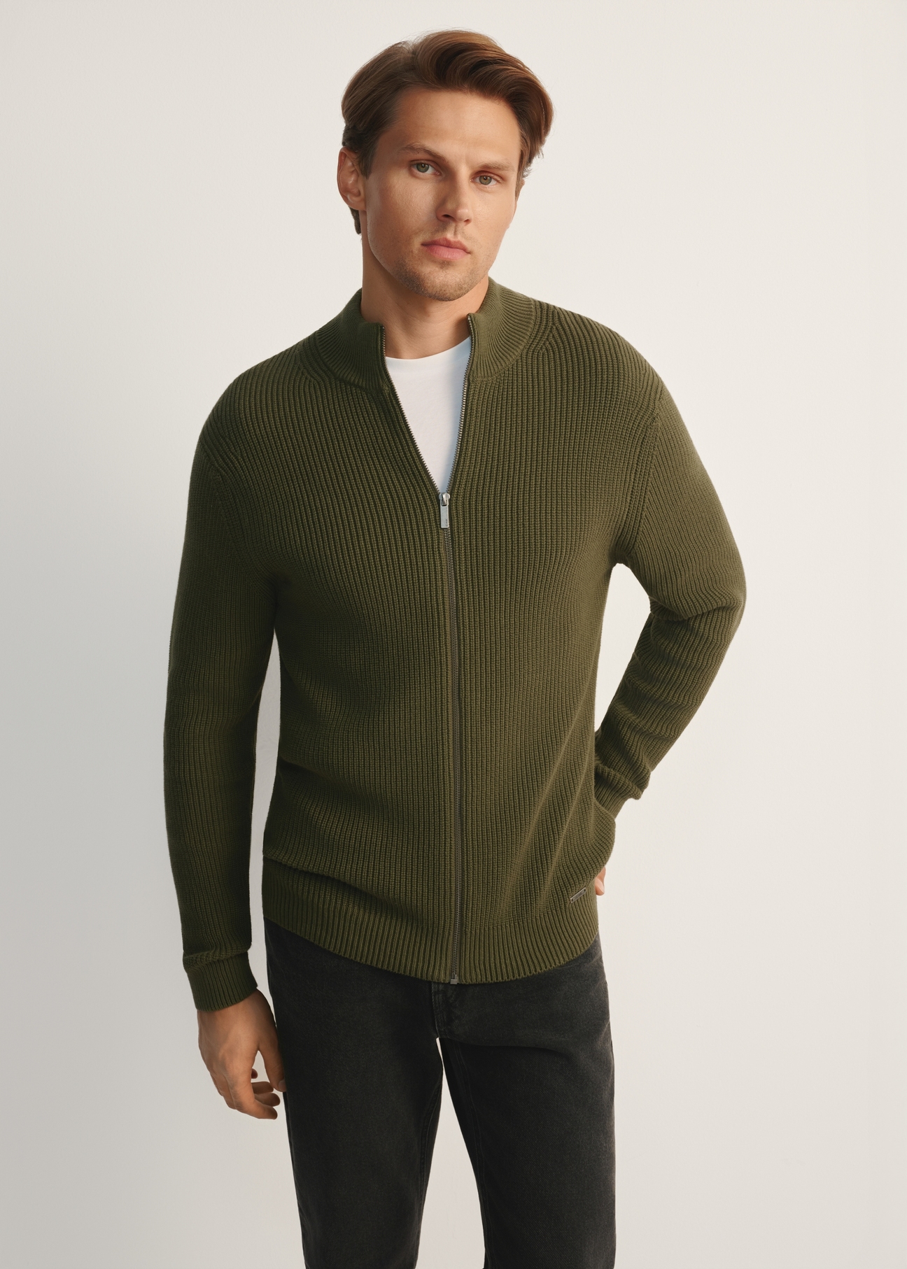 Men's khaki zippered sweater SWEMT-0176-55(Z25), front product view on model. Half silhouette visible.