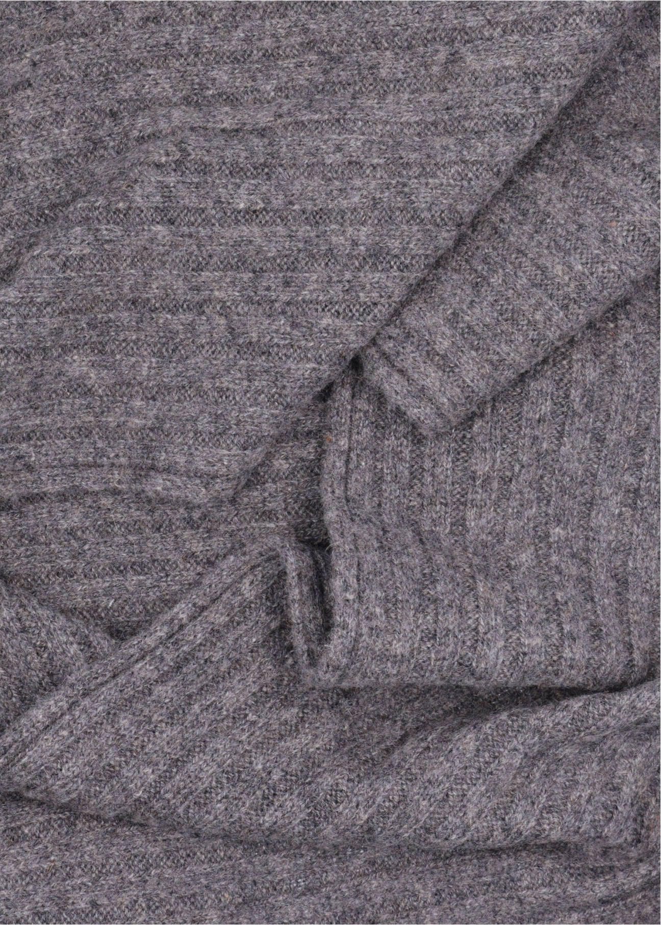 Gray woolen men's scarf SZAMT-0030-9B(Z26), close-up of the product material on a white background.