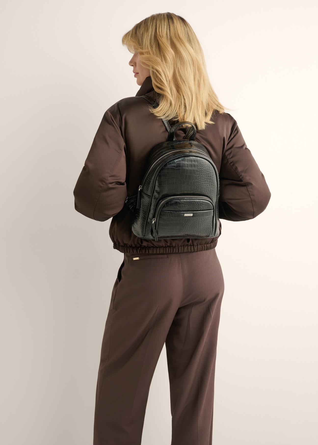 Black women's backpack croco TOREC-1263-9G(Z26)