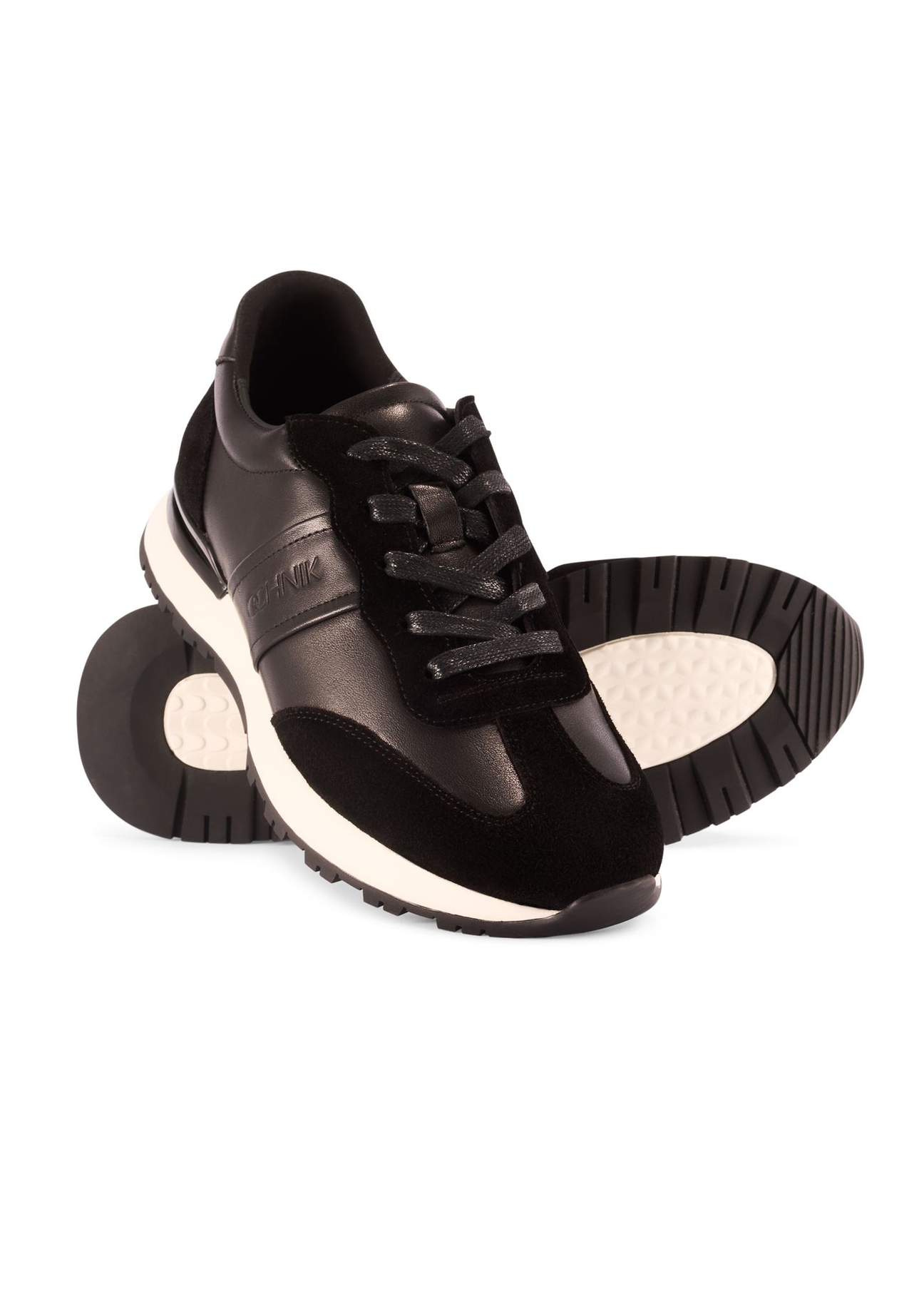Black men's sports shoes BUTYM-0510-99(Z25) - product view from above, diagonally on a white background.