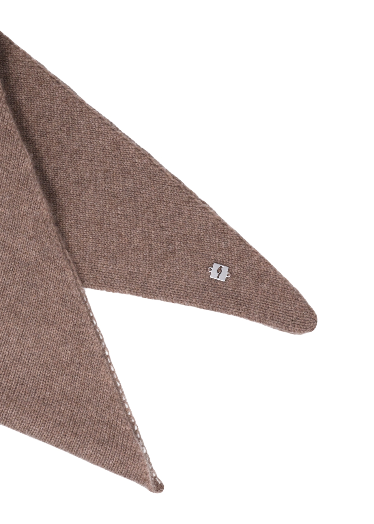 Women's cashmere scarf SZADT-0226-1K(Z26) - close-up detail, on white background.