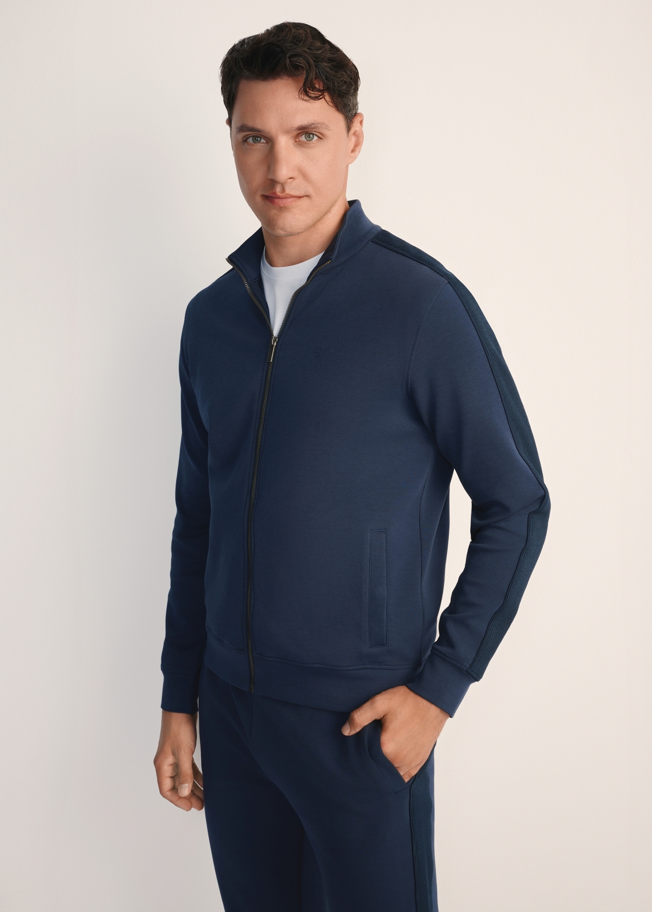 Navy blue men's sweatshirt BLZMT-0075-68(Z25), front view of the product on the model. Half of the silhouette visible.