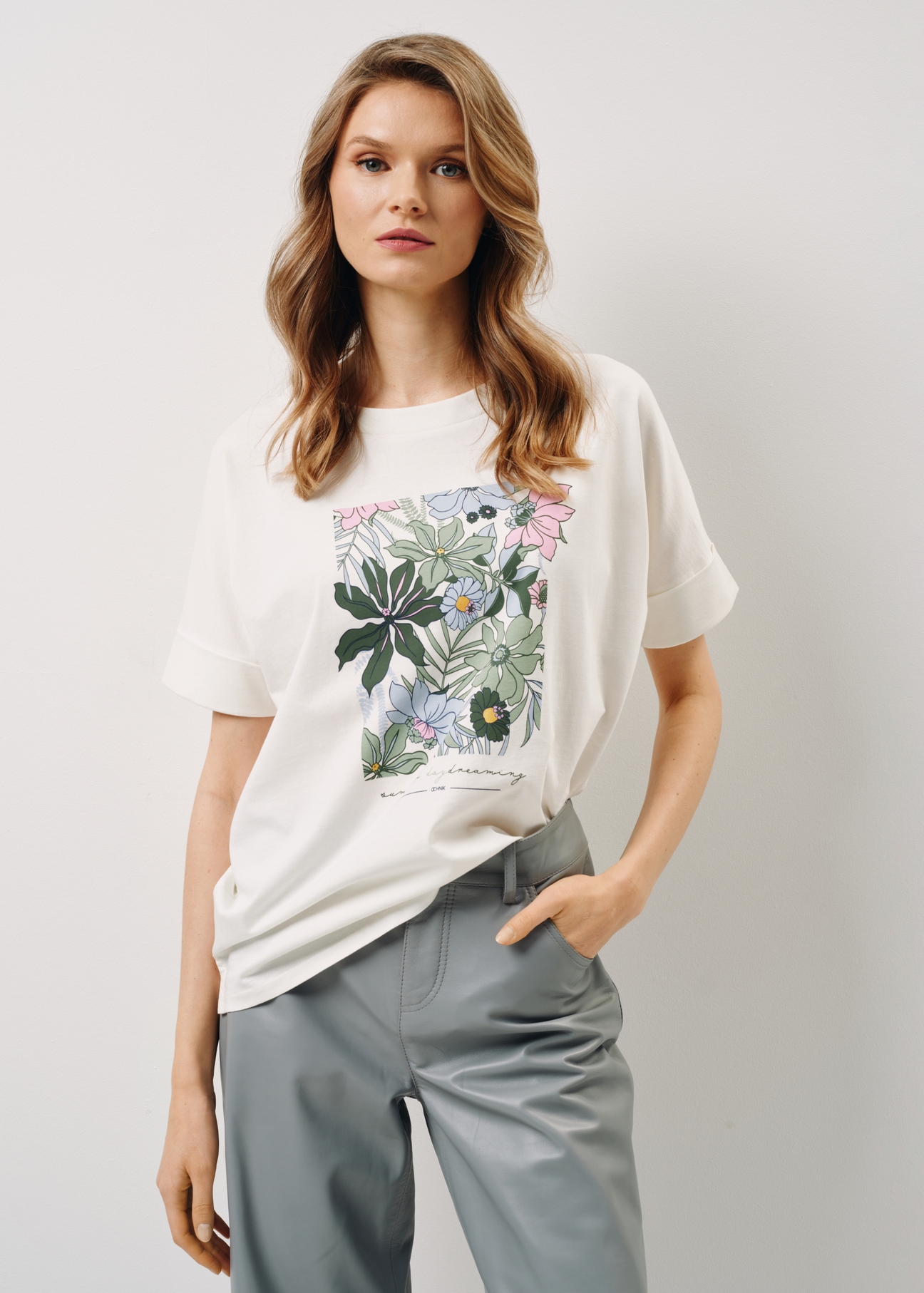 Cream Women's T-shirt with floral print TSHDT-0122-12(W24)-02
