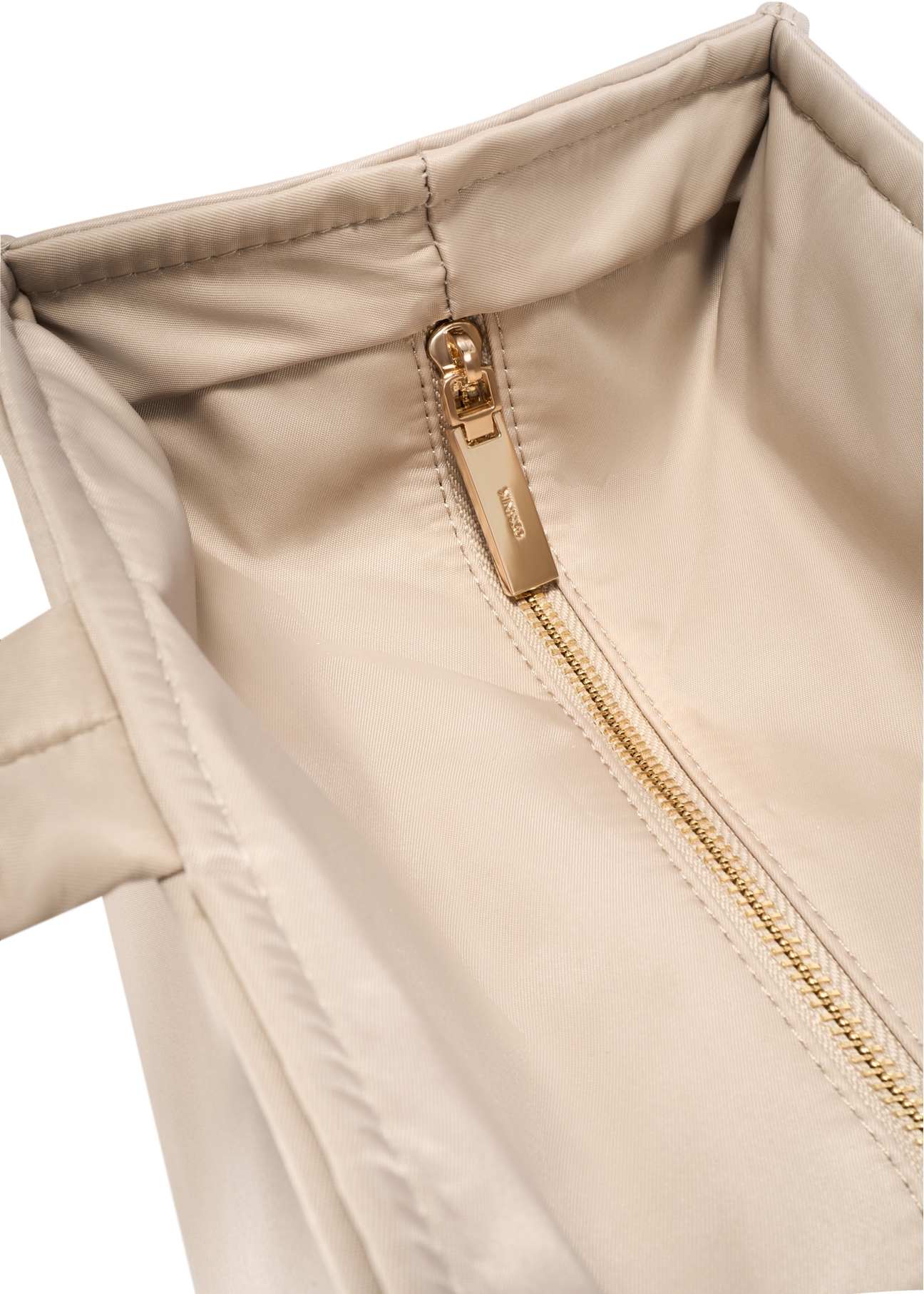 Beige large women's bag TOREN-0343-1A(W26), close-up of the product detail on a white background.