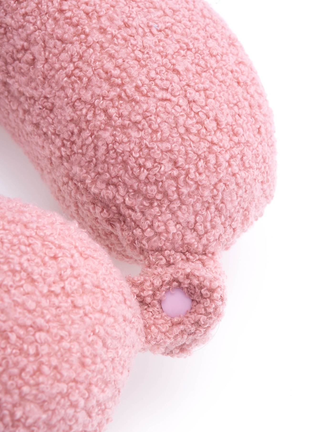Soft pink headrest AW-014-0003-31(W25), view of the product clasp from the back, without packaging on a white background.