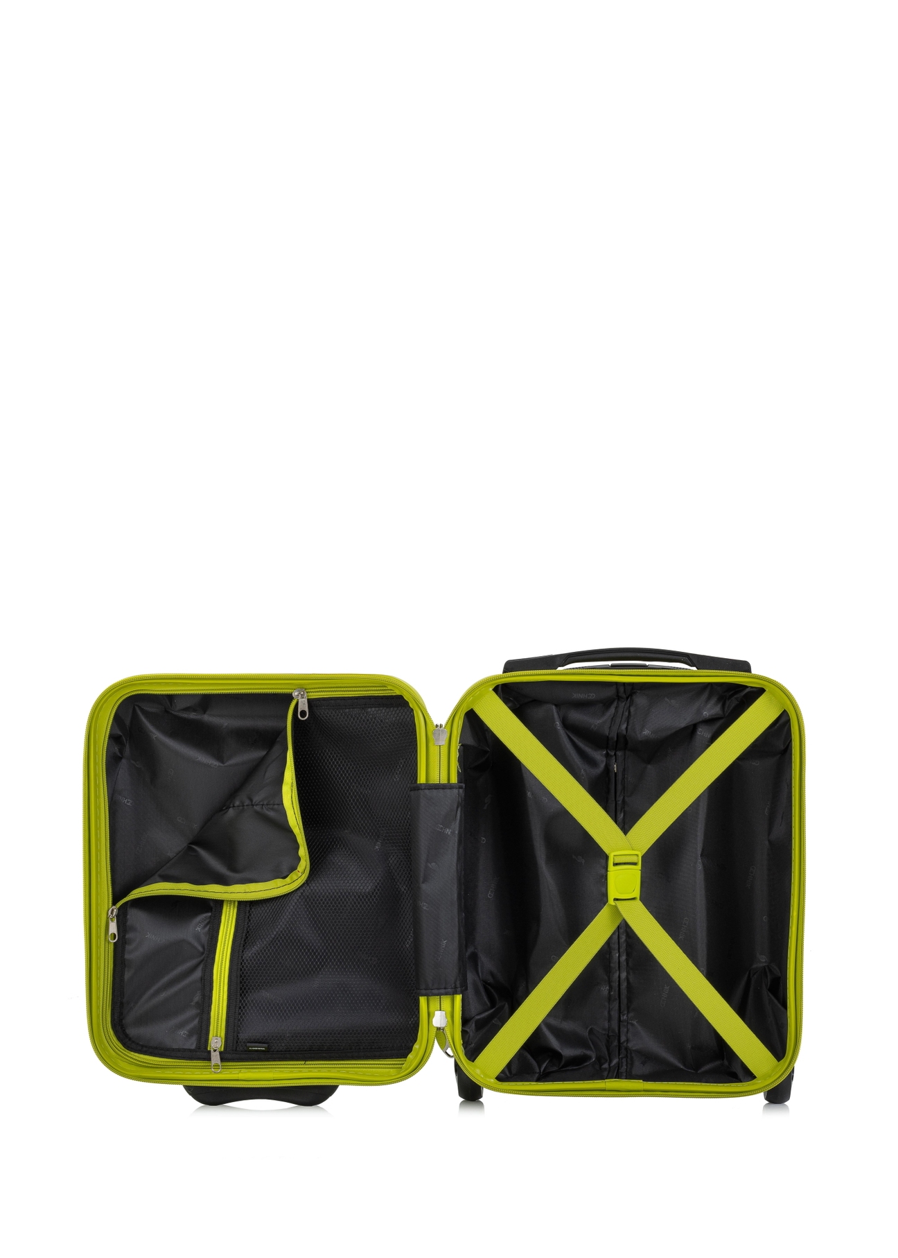 Cabin suitcase on wheels WALAB-0040-84-16(W24)-04