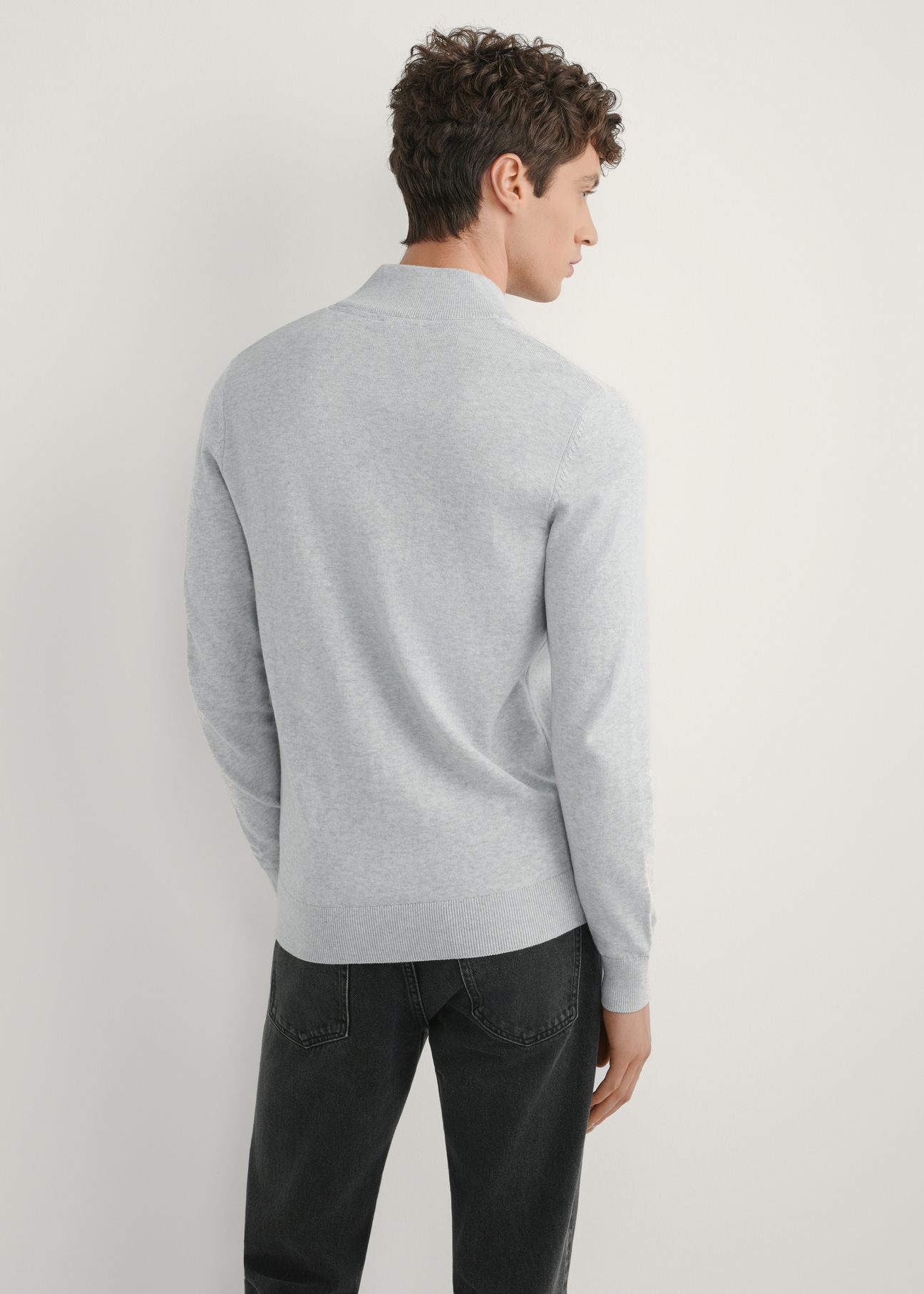 Light gray men's zippered sweater SWEMT-0190-9A(W26), back view of the product on the model. Half of the silhouette visible.
