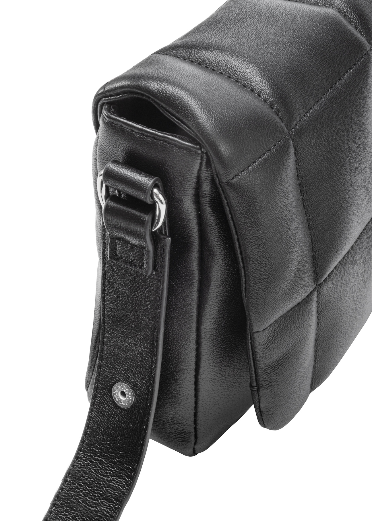 Black leather handbag TORES-1197-99(Z25), close-up of the product detail on a white background.