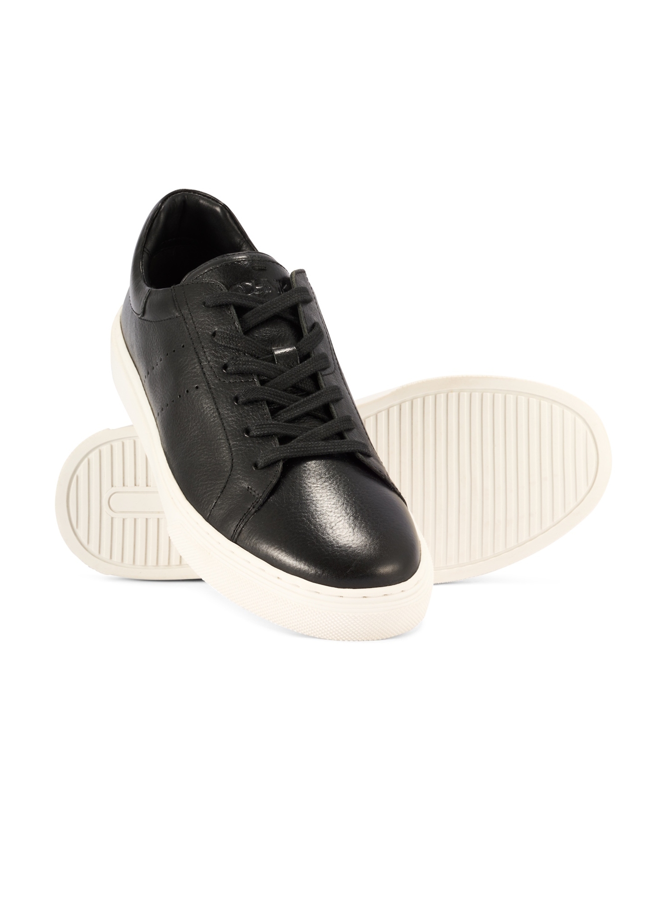 Men's black leather sneakers BUTYM-0486-99(W26), diagonal product view on a white background.