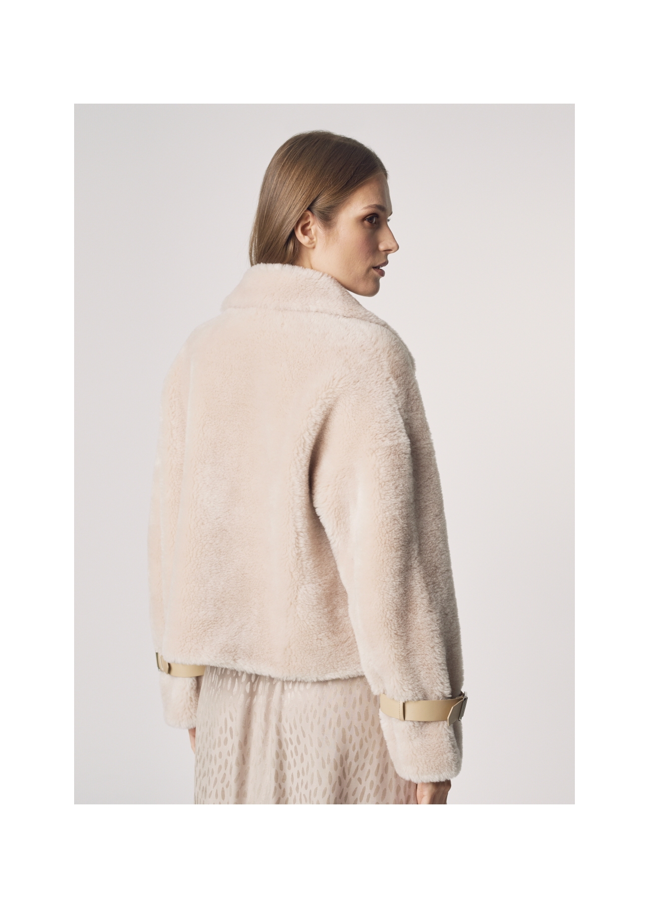 Women's oversize wool fur coat FUTDW-0002-81(Z21)-03