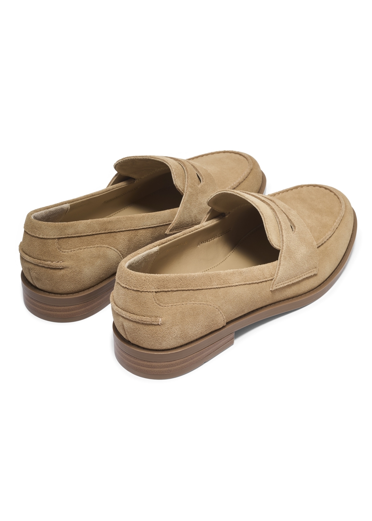 Women's beige suede moccasins BUTYD-1299-1B(Z26). Back view diagonally on a white background.