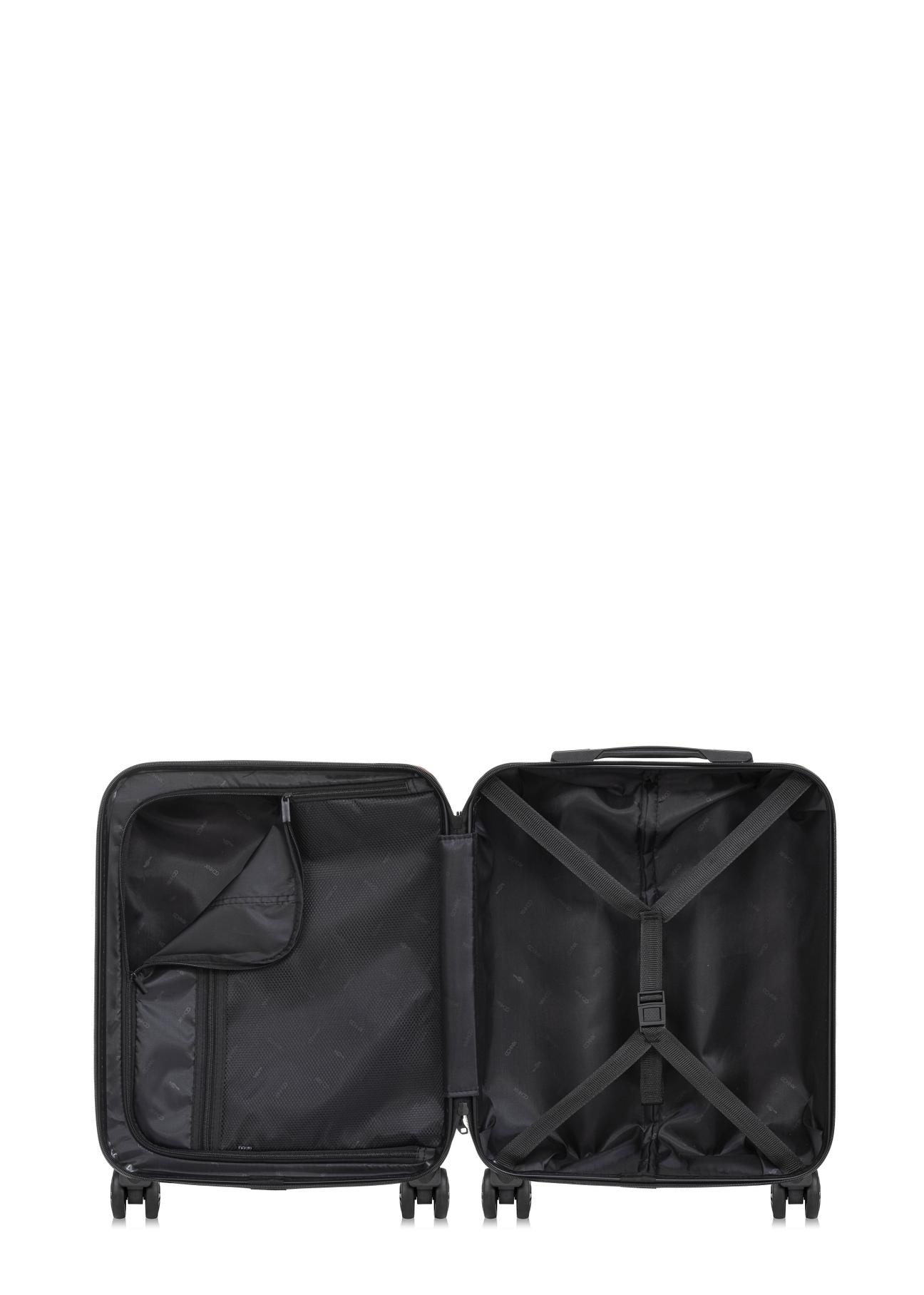 Small suitcase on wheels WALPC-0013-99-19(W24)-04