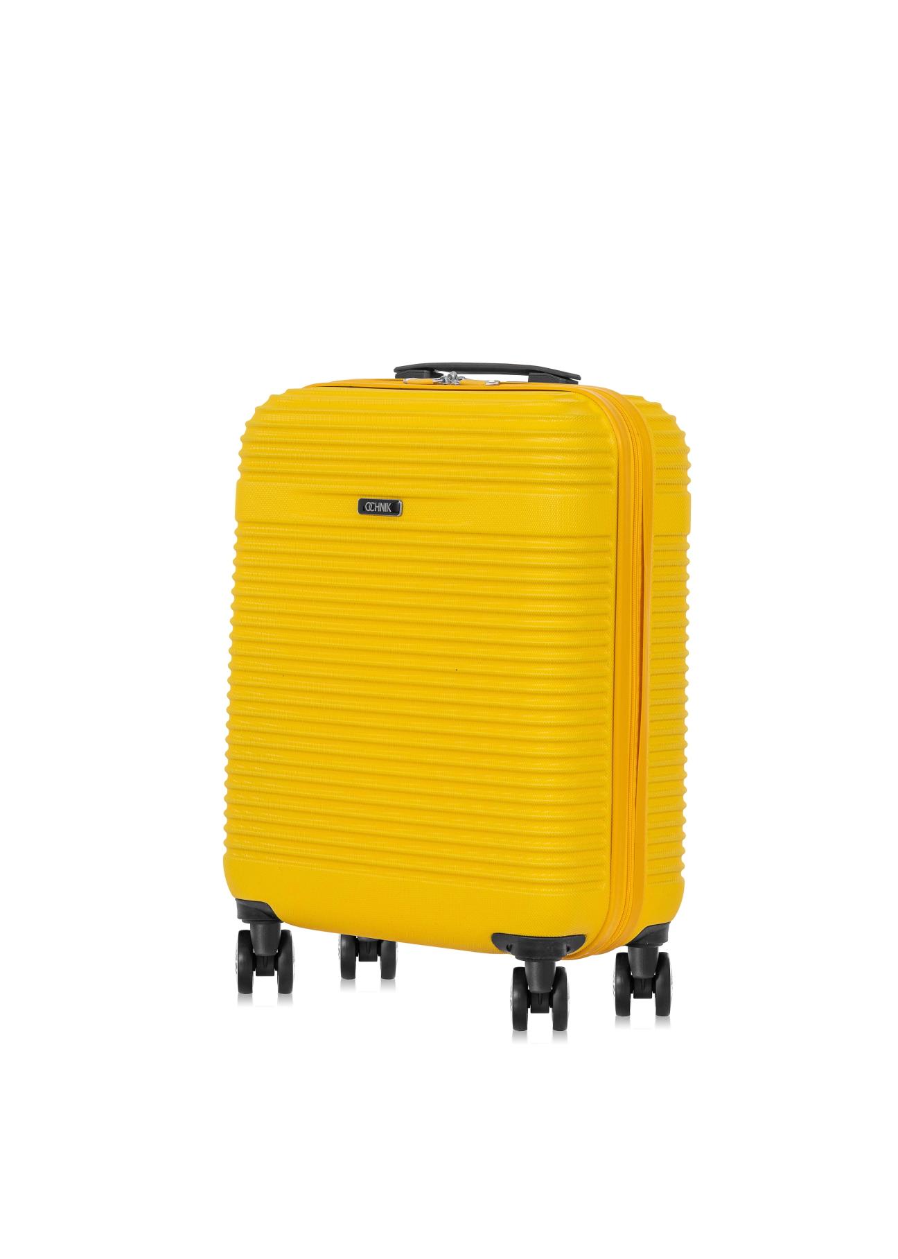 Small suitcase on wheels WALAB-0040-21-19(W24)-07