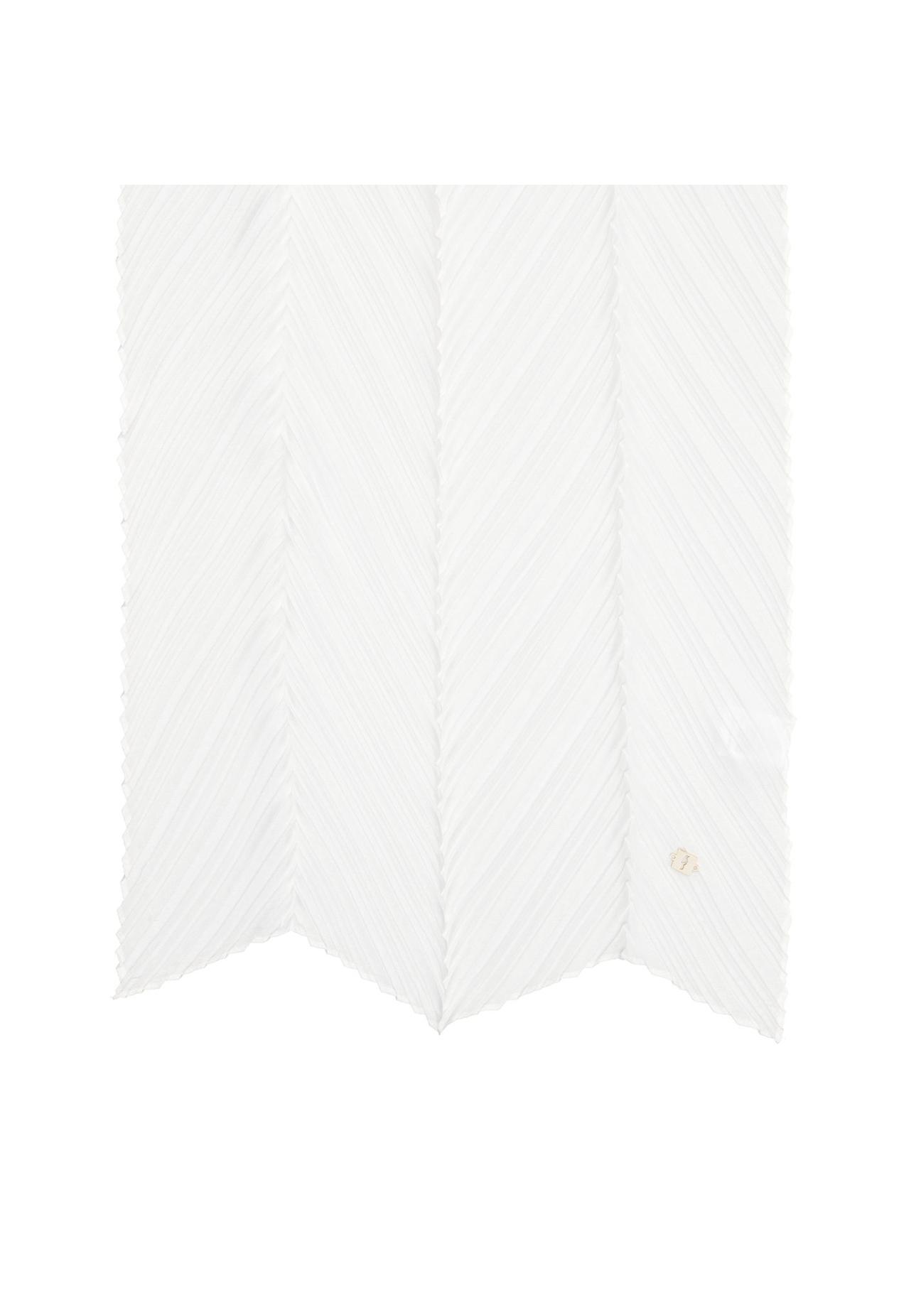 White women's scarf with crease SZADT-0157-11(W24)-03