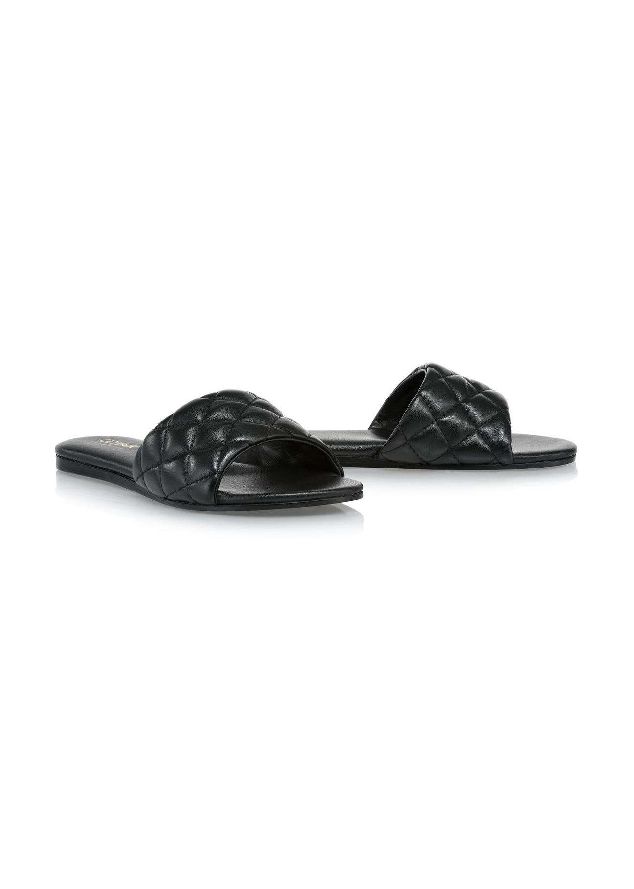 Leather black quilted flip-flops BUTYD-1066-99(W24)-02