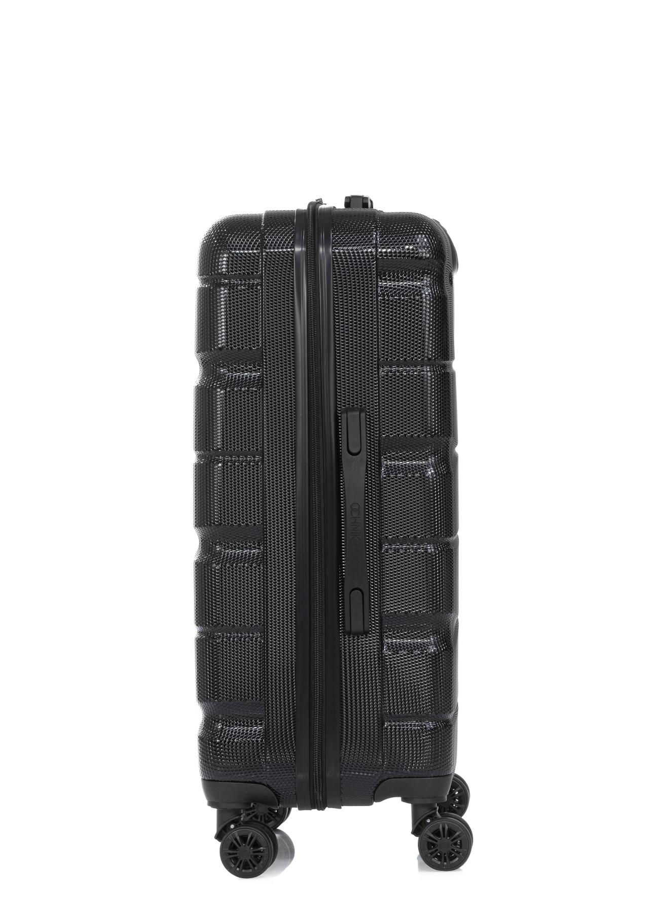 Medium suitcase on wheels WALPC-0013-99-24(W24)-02