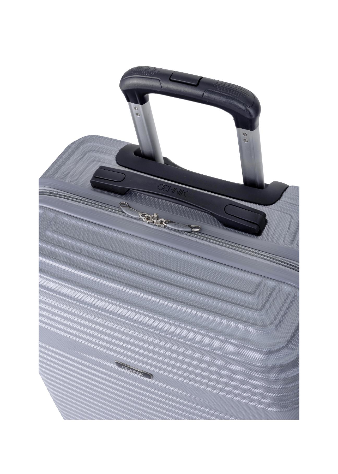 Small suitcase on wheels WALAB-0040-91-19(W24)-05