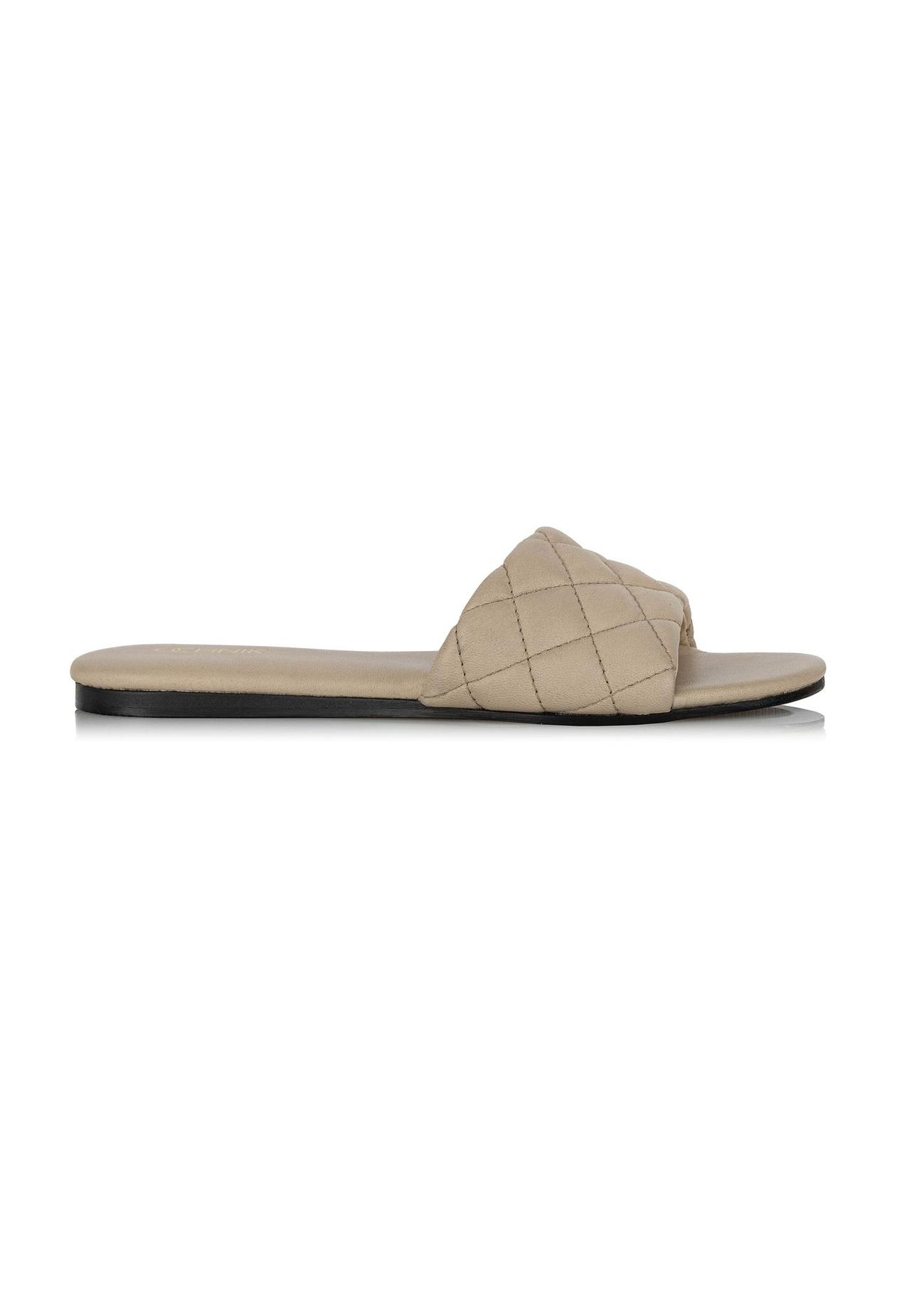 Leather beige quilted flip-flops BUTYD-1066-81(W24)-01