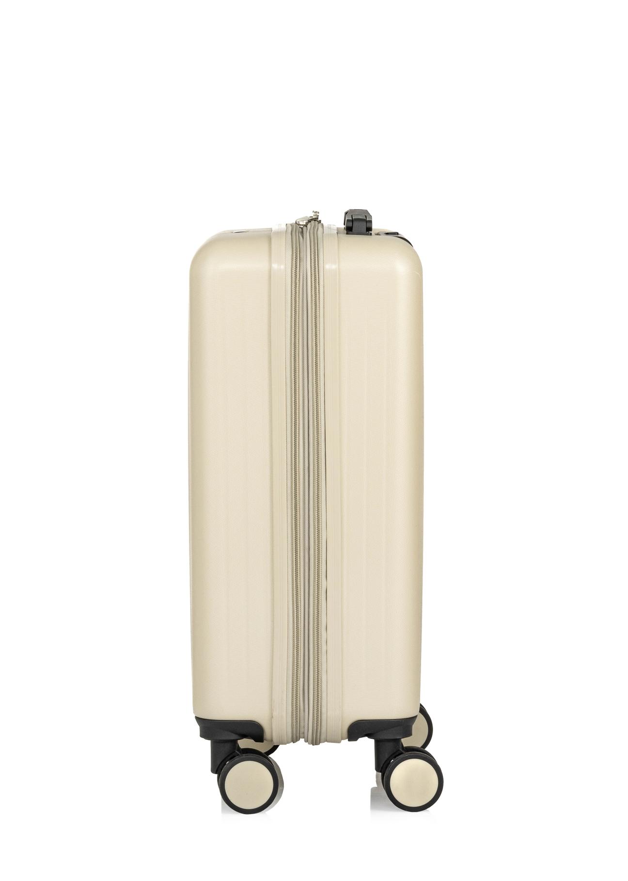 Small suitcase on wheels WALAB-0069-16-19(W24)-02