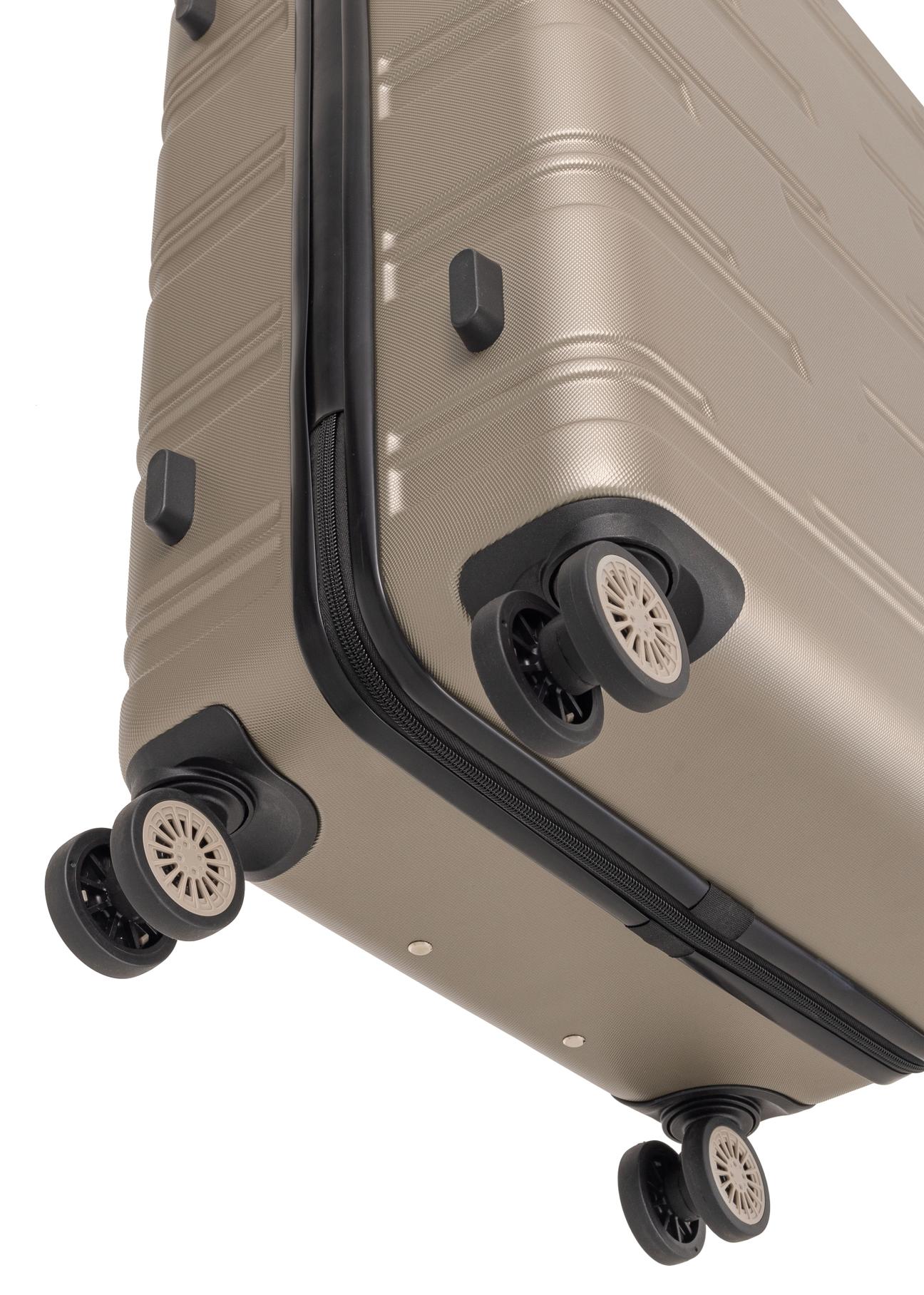 Medium suitcase on wheels WALAB-0070-28-24(W24)-06