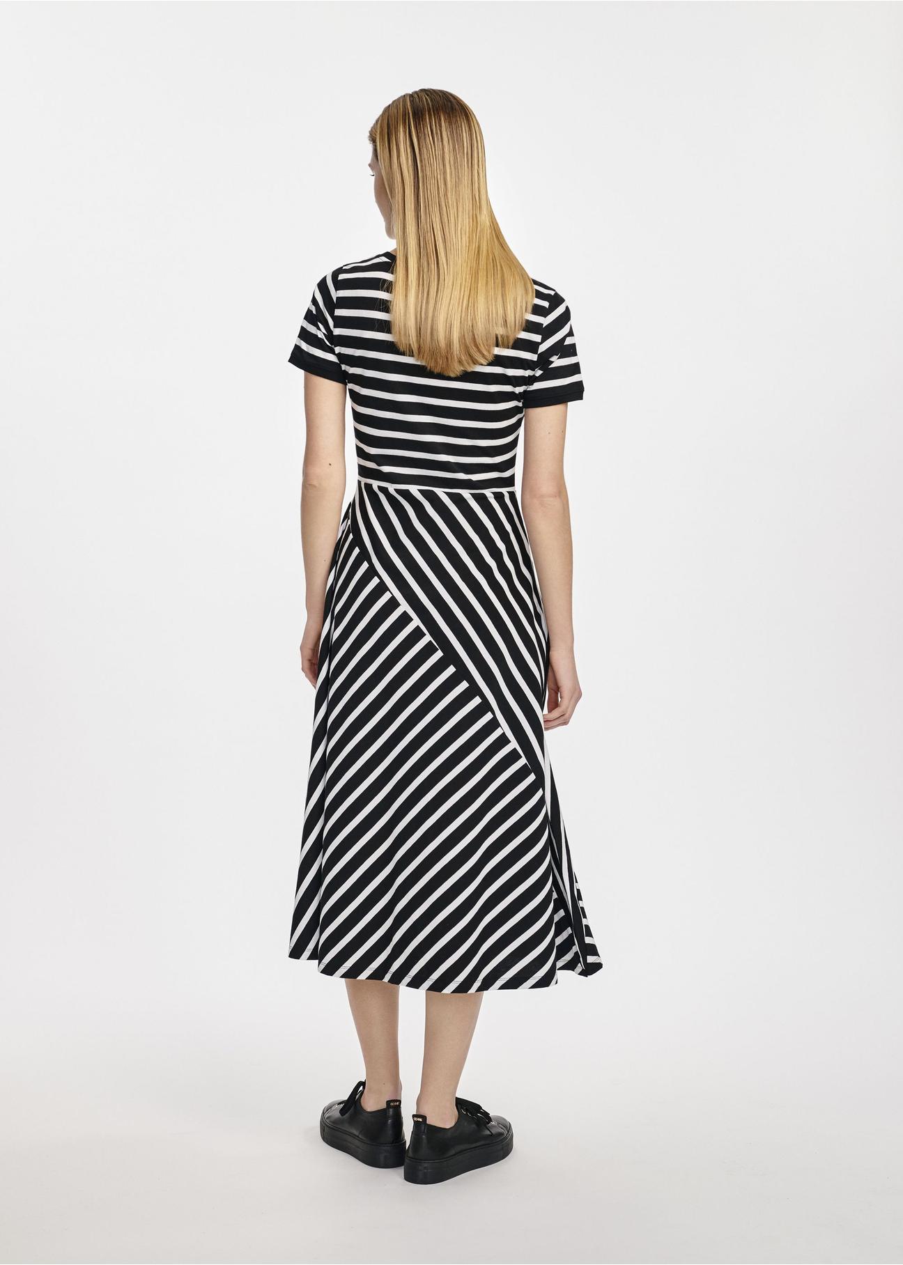 Black and white striped midi dress SUKDT-0182-99(W25)-06