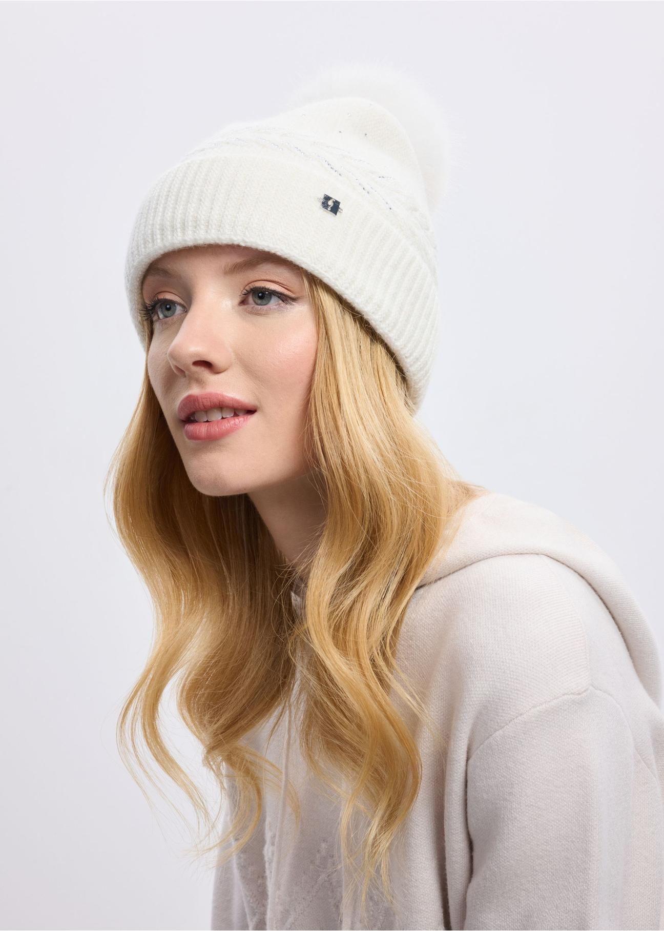 Warm women's winter hat cream CZADT-0186-12(Z24)-01