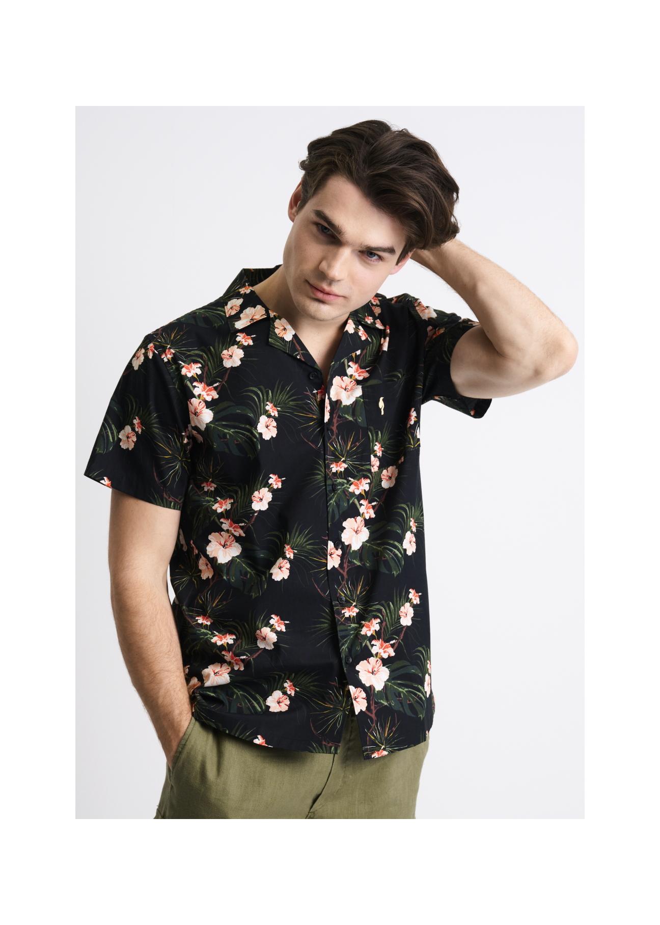 Black men's short sleeve shirt KOSMT-0286-99(W23)-01