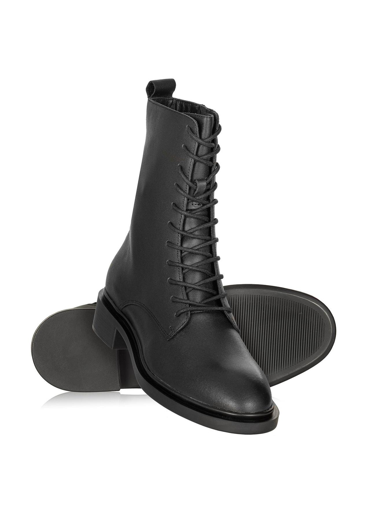 Black leather ankle boots BUTYD-1121-99(Z24)-05