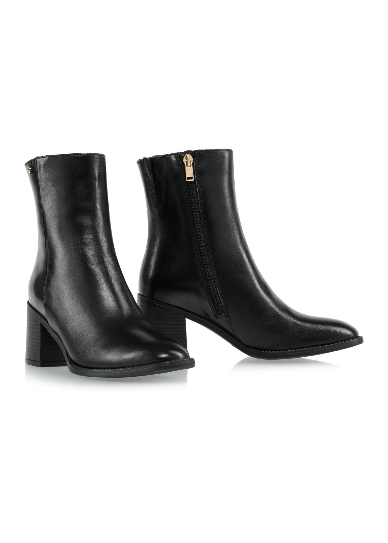 Black leather high-heeled ankle boots BUTYD-1101-99(Z24)-02