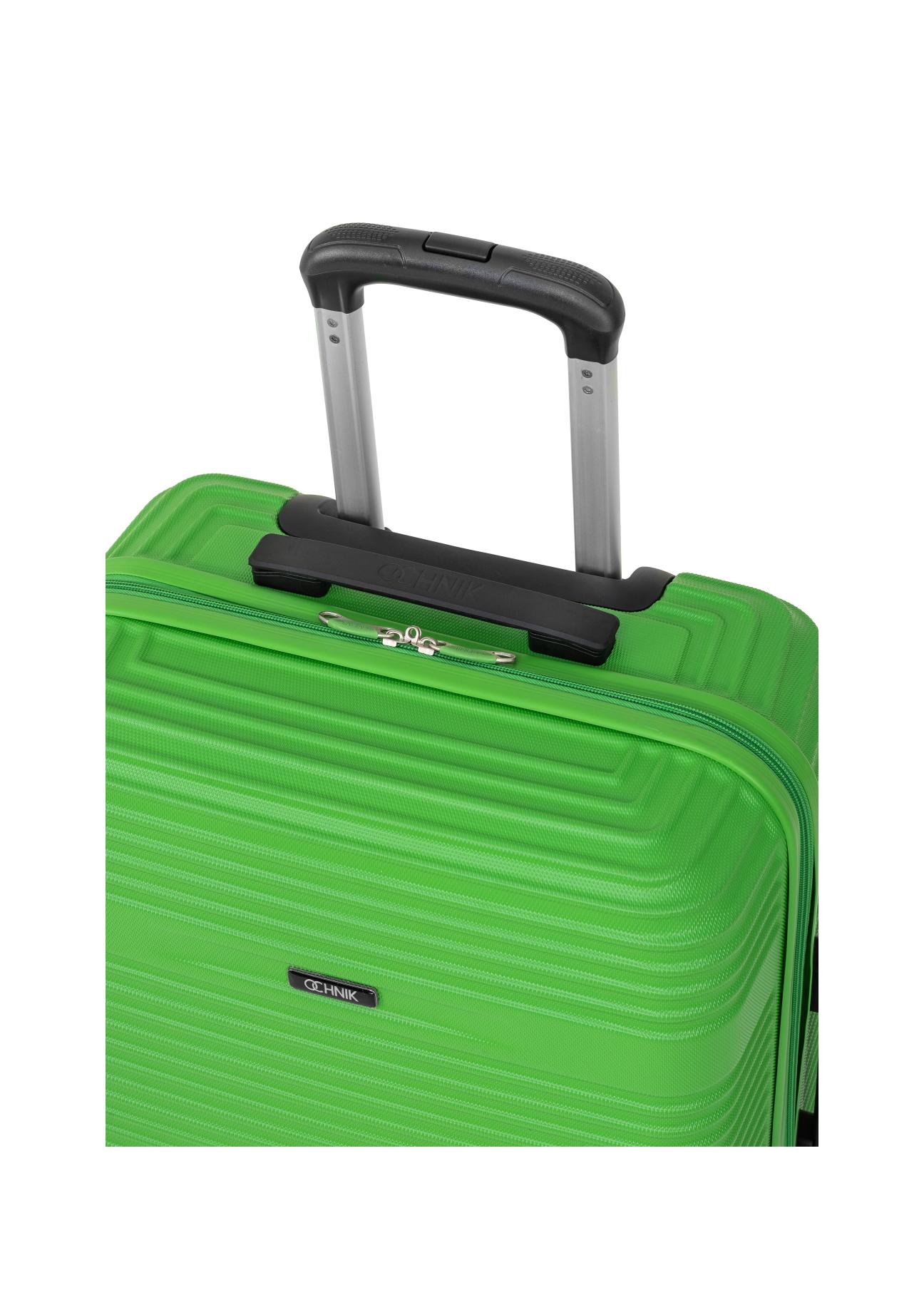 Medium suitcase on wheels WALAB-0040-51-24(W24)-05