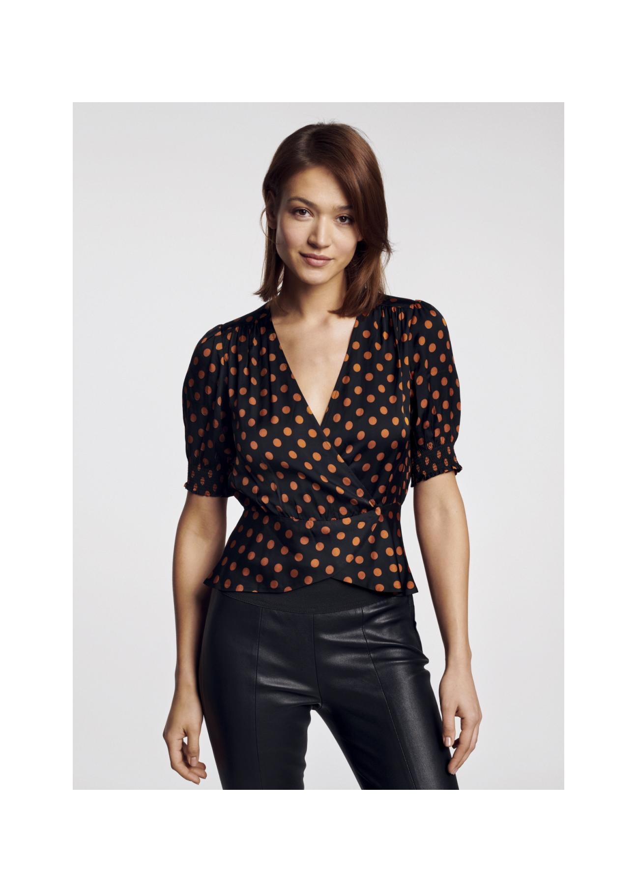 Ladies' V-neck Blouse BLUDT-0130-99(W21)-01