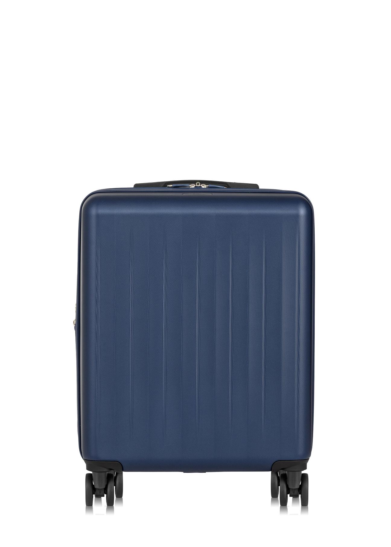 Small suitcase on wheels WALAB-0069-69-19(W24)-01