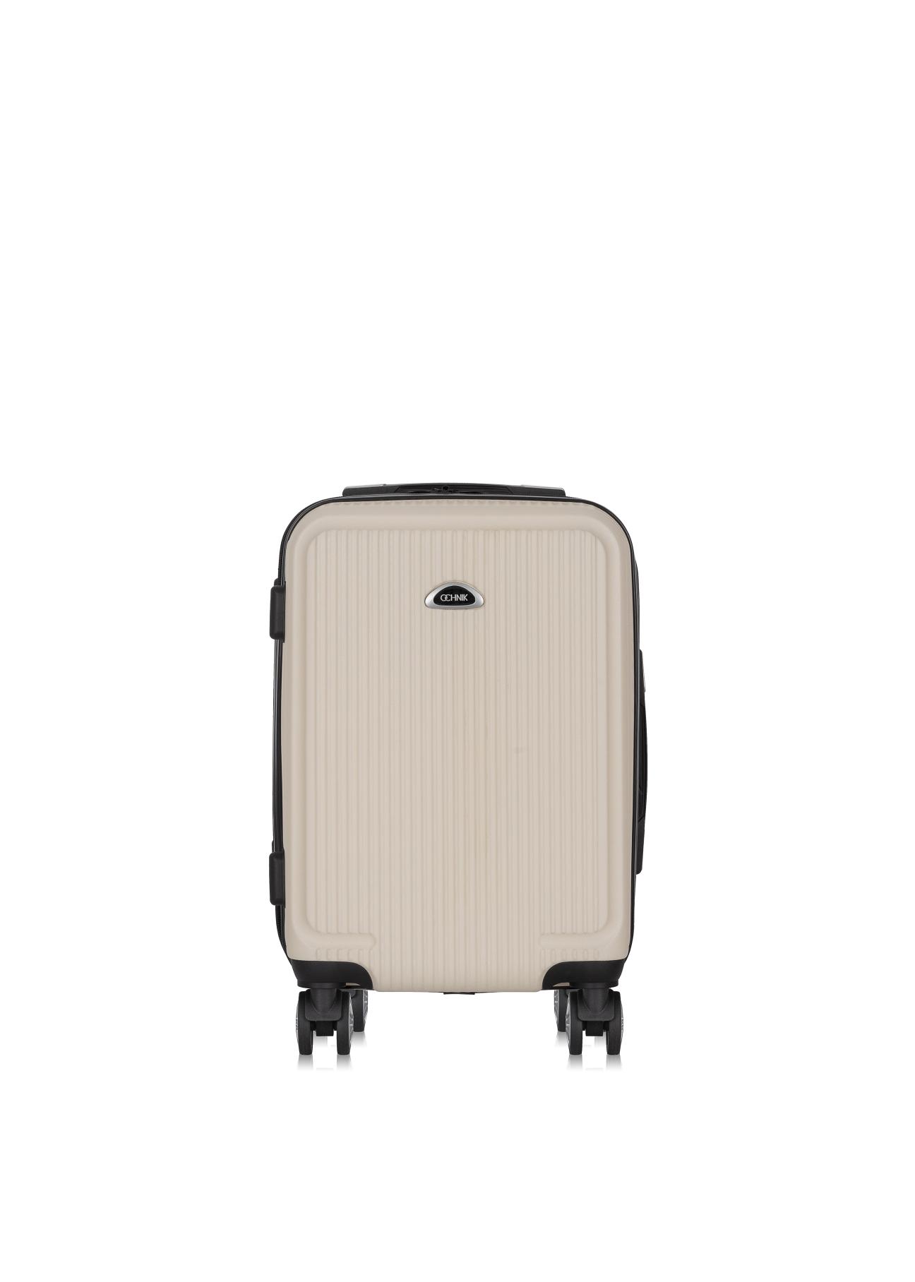 Cabin suitcase on wheels WALAB-0053-16-19(W24)-01