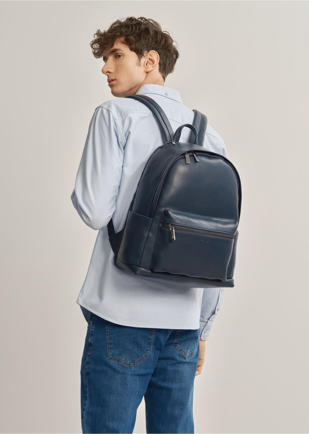 Elegant navy blue men's backpack PLCMN-0012-69(W23)-07