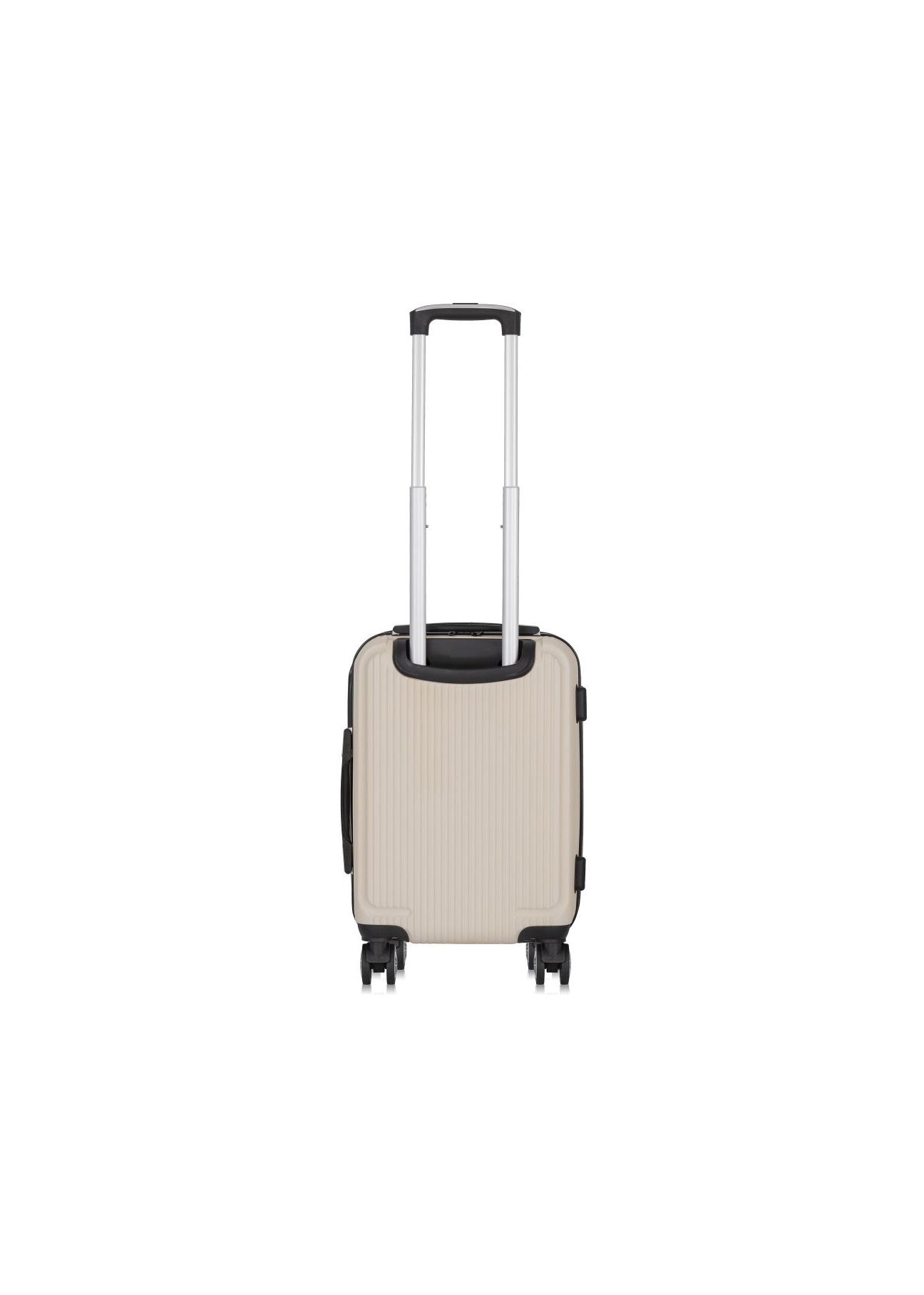 Cabin suitcase on wheels WALAB-0053-16-19(W24)-04