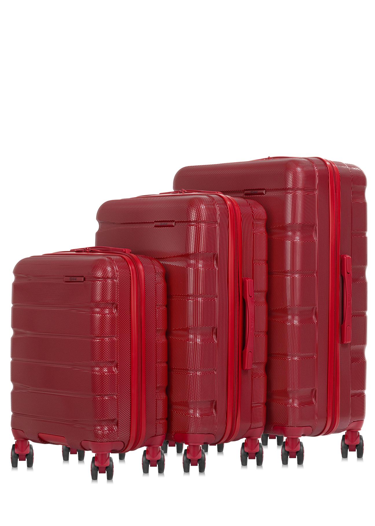 Set of suitcases on wheels 19'/24'/28' WALPC-0013-42(W24)-01